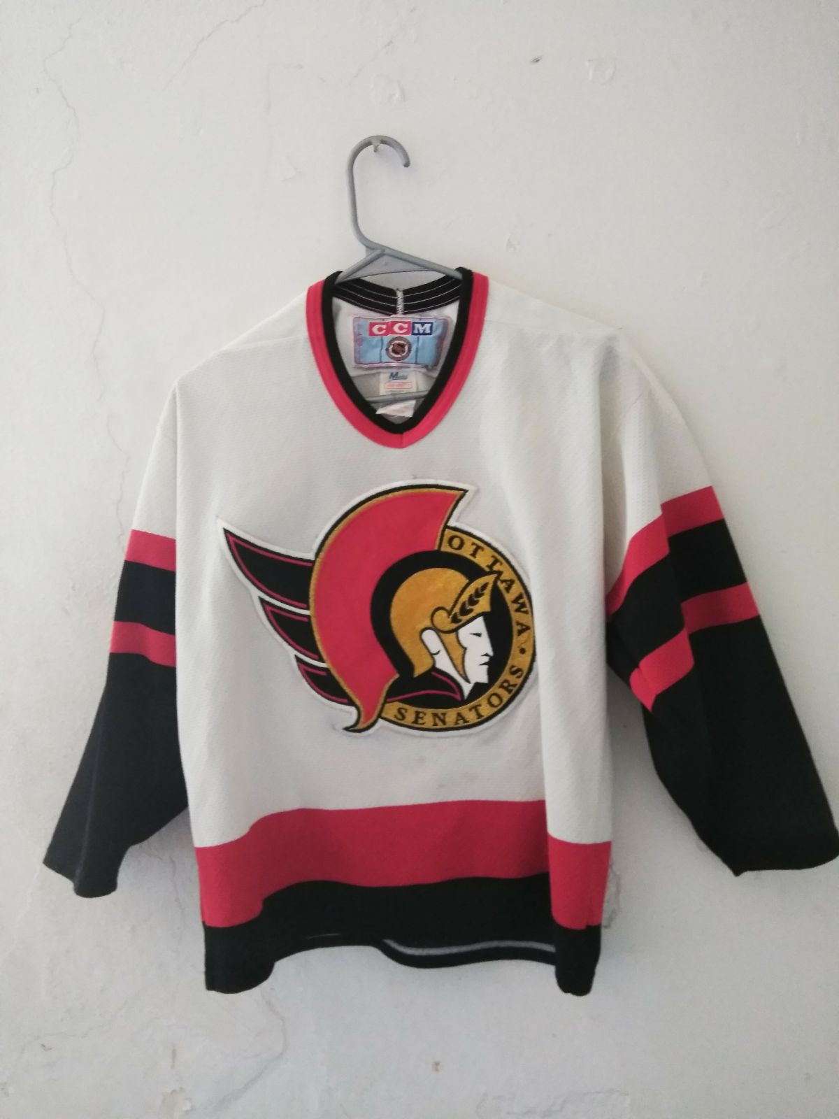RetroNHLMaskaCCMOttawaSenatorsBoyXLJerse