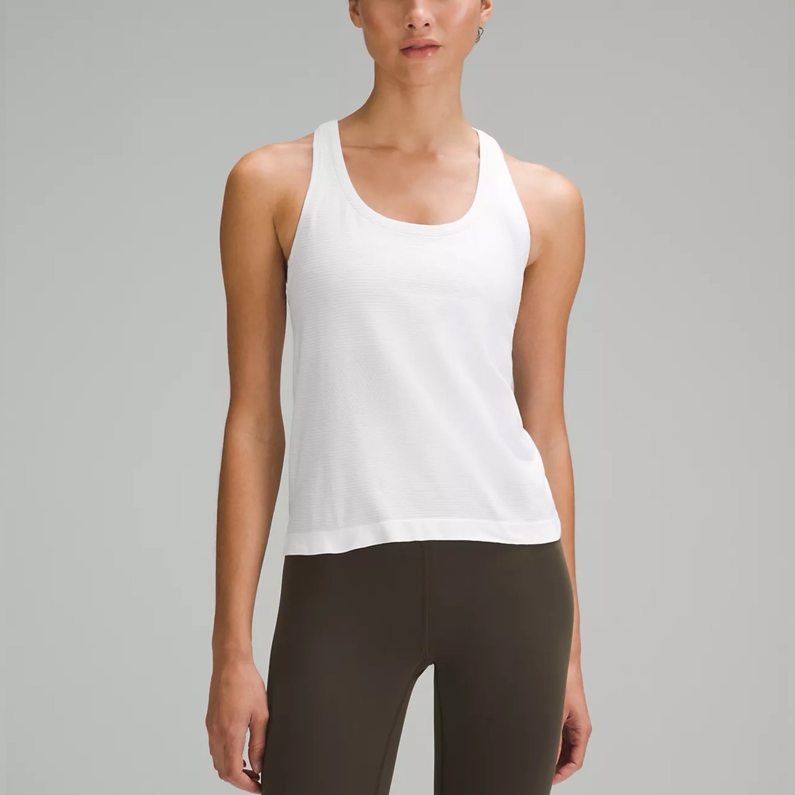 Swiftly Tech Racerback Tank Top 2.0 Sz 8 Race Length In White/White