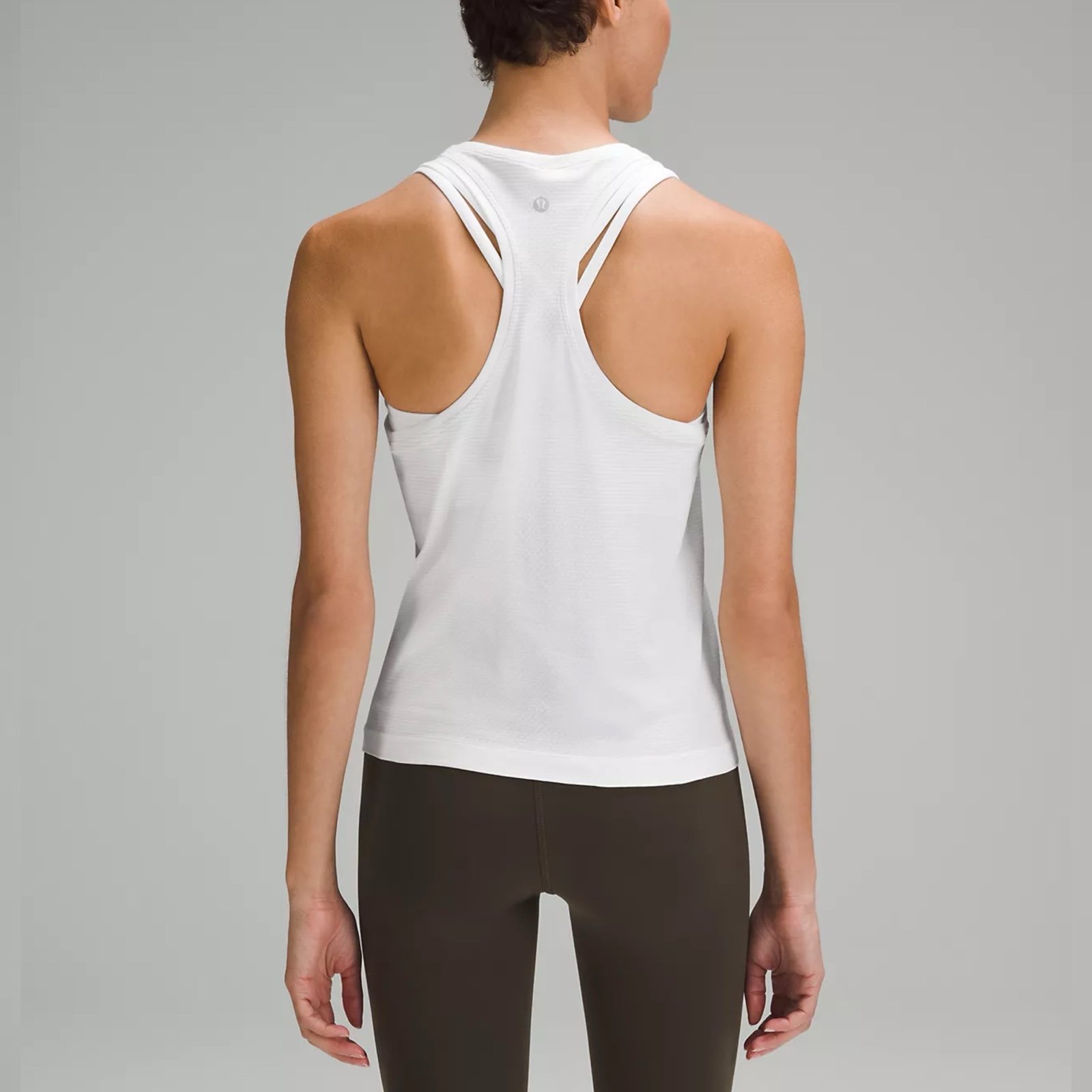 Swiftly Tech Racerback Tank Top 2.0 Sz 8 Race Length In White/White