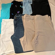 Lot Of 8 Women's Size 16 Mixed Pants Capri Shorts Varied Style BX1