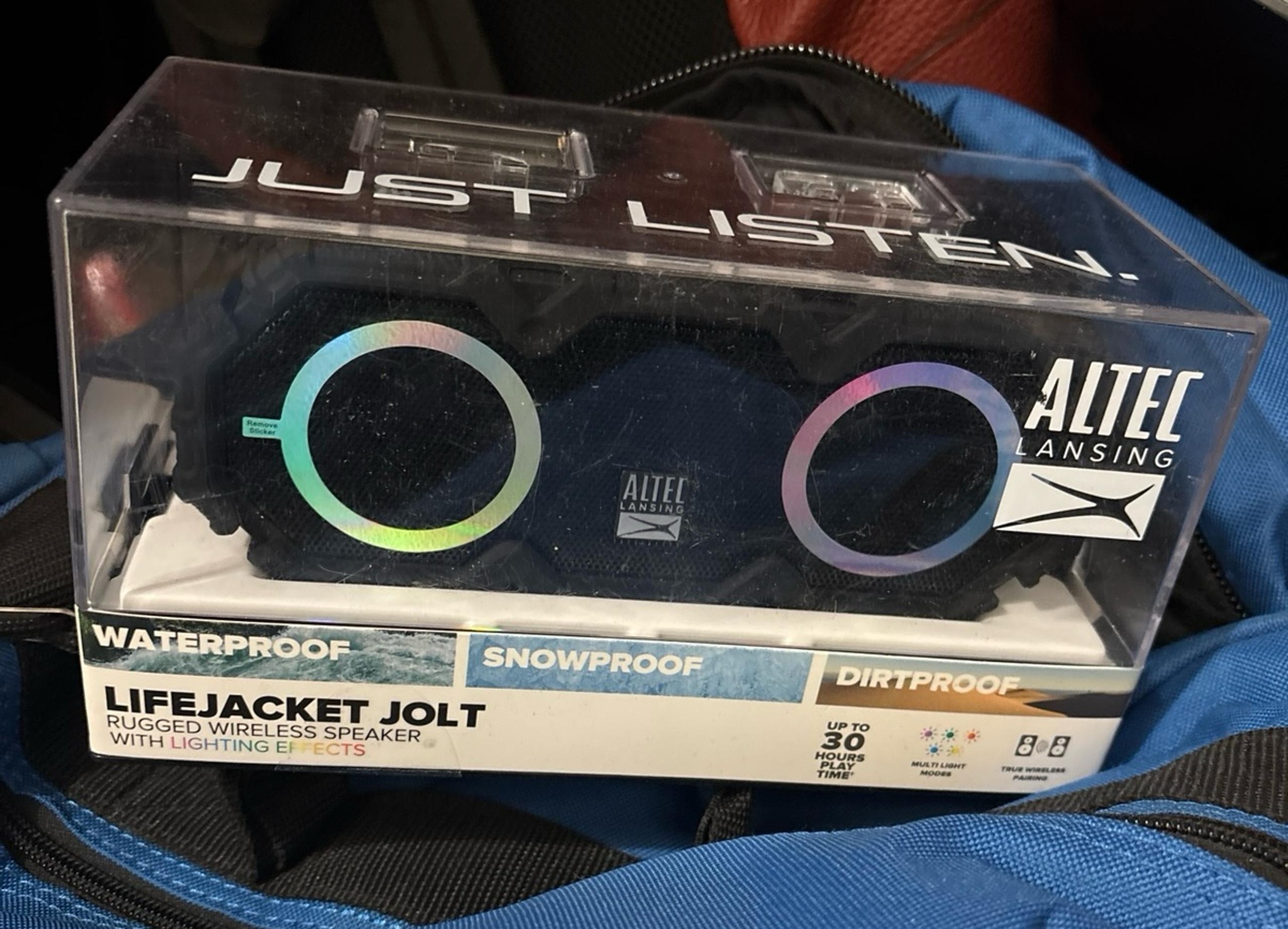 Altec lifejacket jolt bluetooth speaker