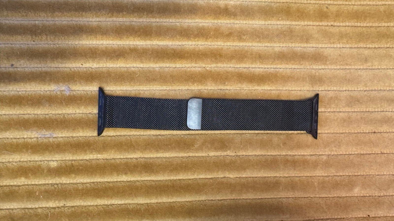 Apple Watch Milanese loop Graphite 44mm