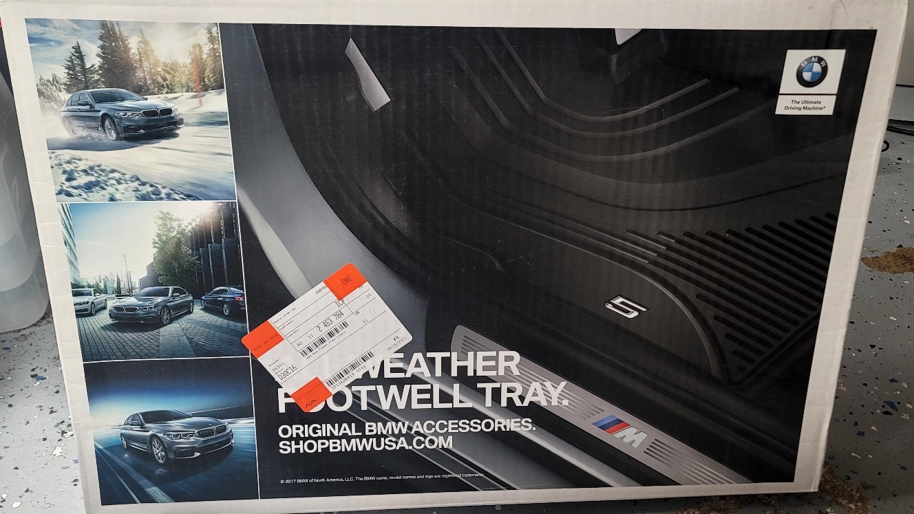 NWT BMW 5 series all weather rear footwell tray set