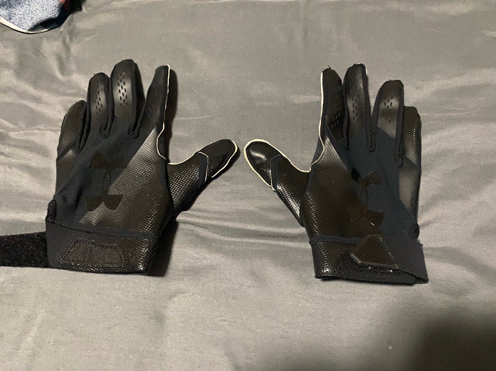 Under Armour football gloves