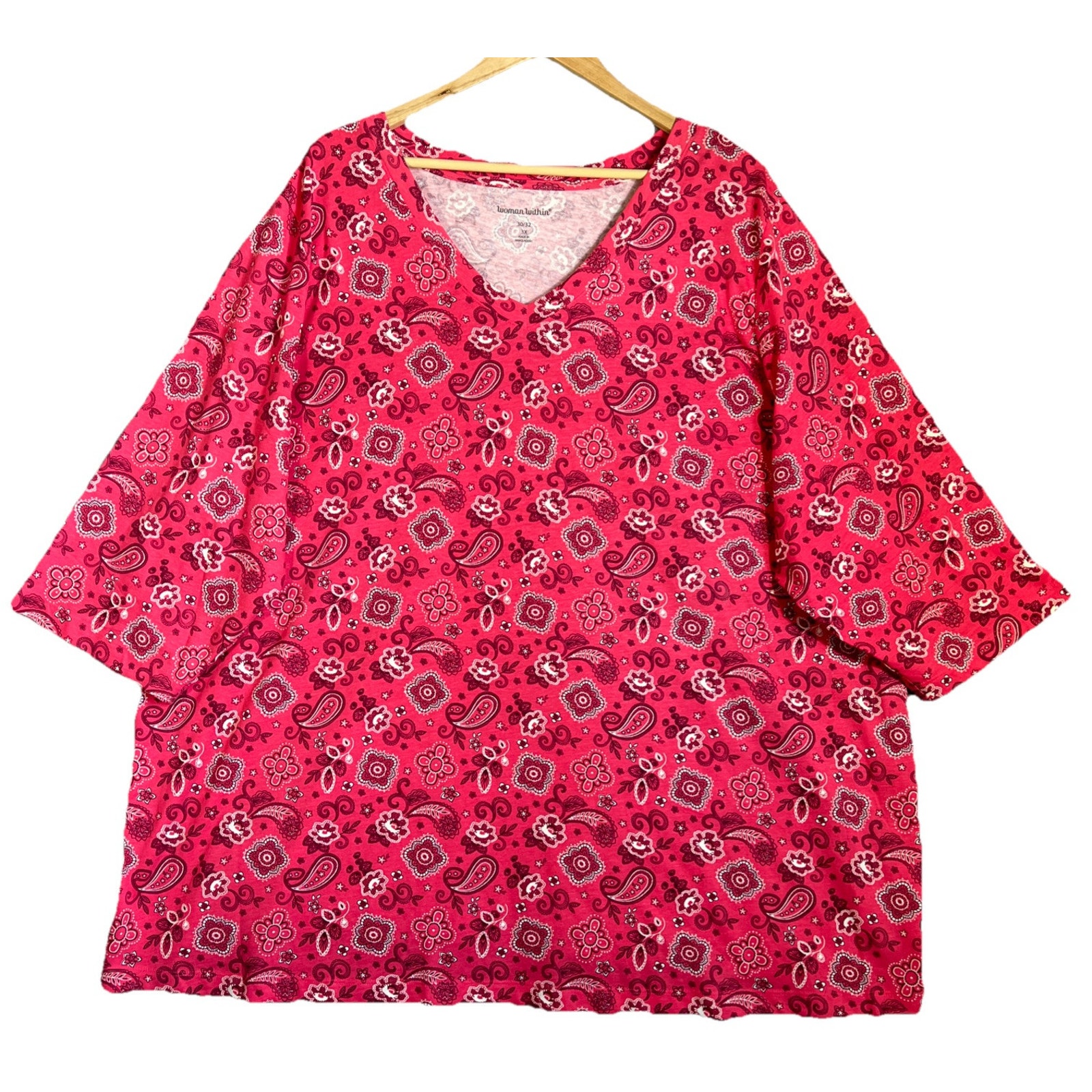 Woman Within T-Shirt Top 3X 30/32 Coral Pink Paisley Floral V-Neck 3/4 Sleeve