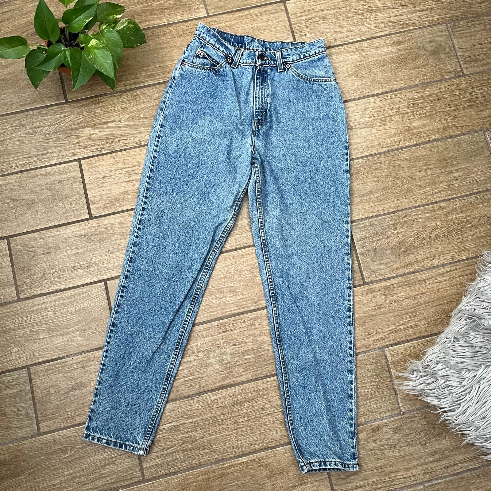 Vintage Levi's Orange Tab Size 11 M 10912 Slim Fit Tapered Leg Blue Jeans