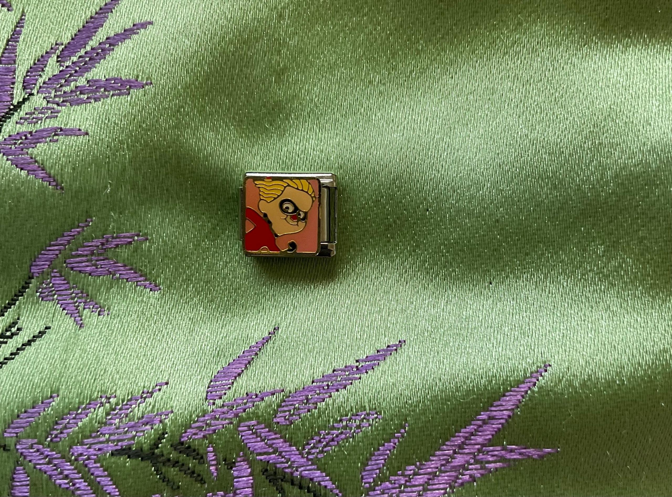 Dash italian charm