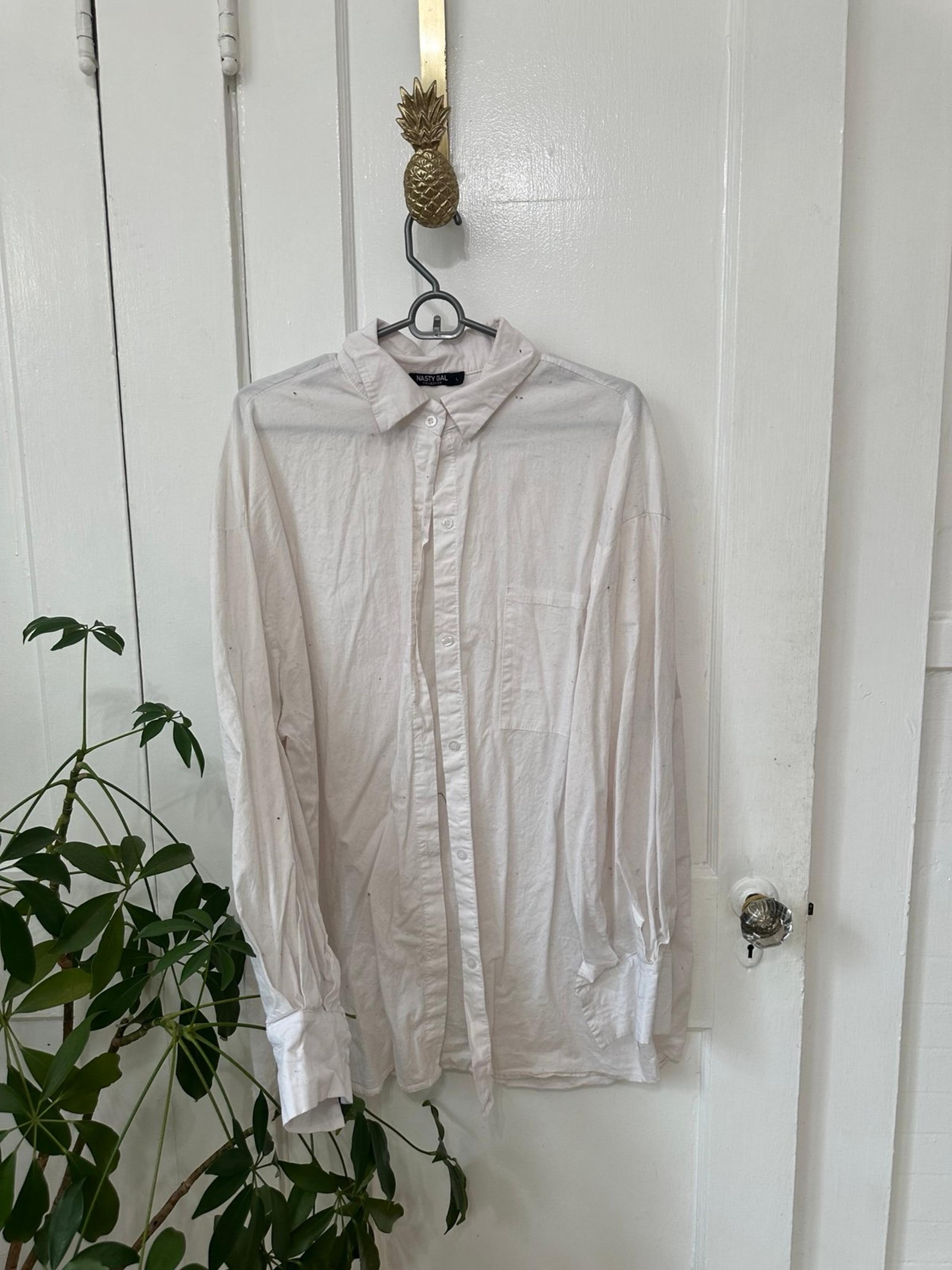 Nasty Gal women’s size large white long button down shirt