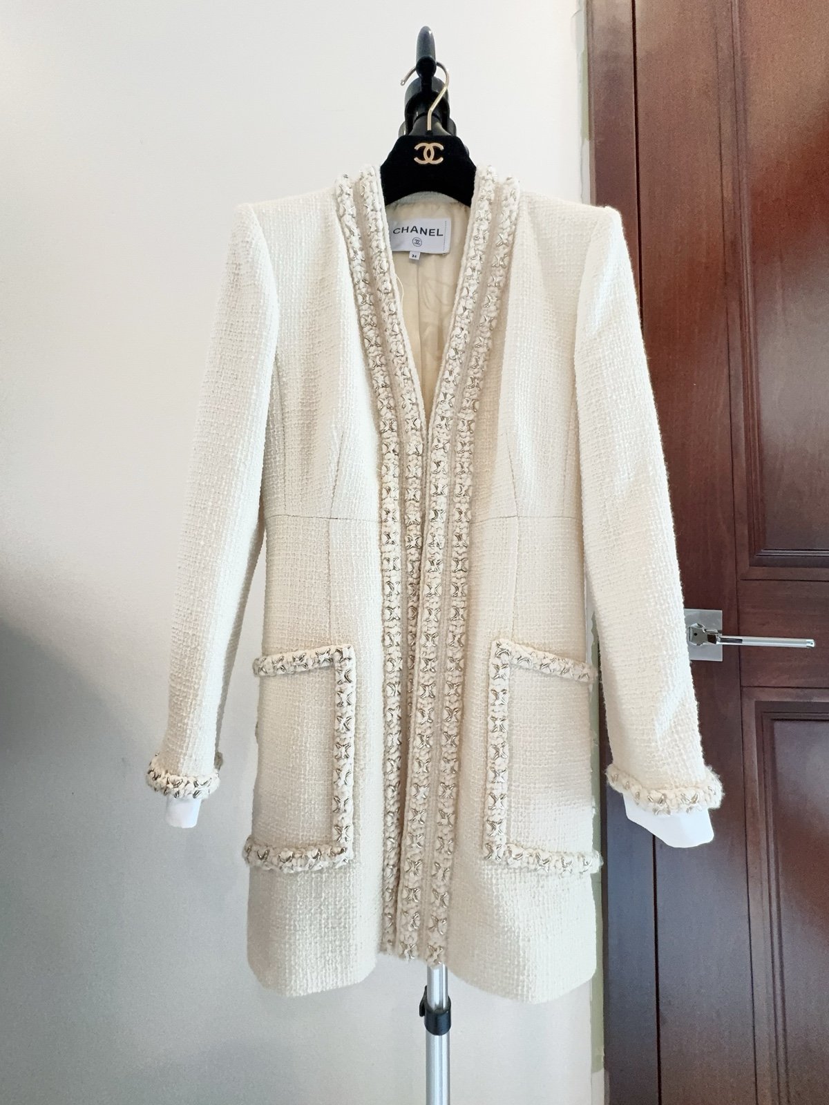 CHANEL wool jacket size 34 ivory color