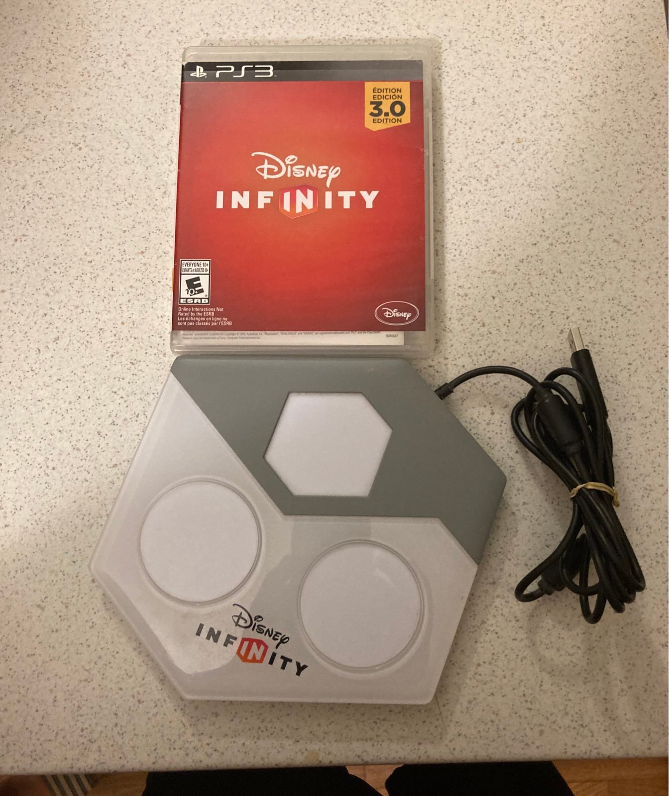 Disney infinity. Spider Man Bundle game and play pad included