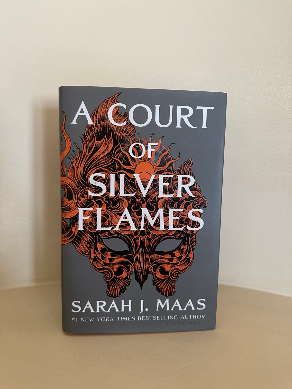 A Court of Silver Flames OOP Hardback
