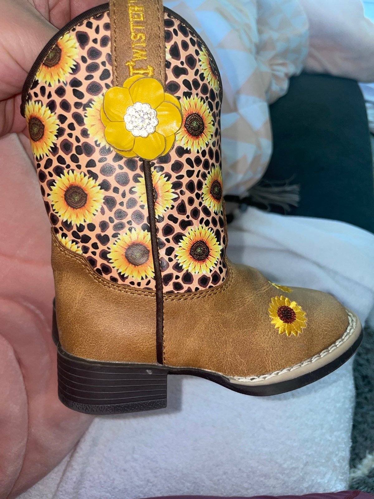 Twister girl Sunnie Tan and Cheetah Sunflower Print Square Toe Cowboy Boots