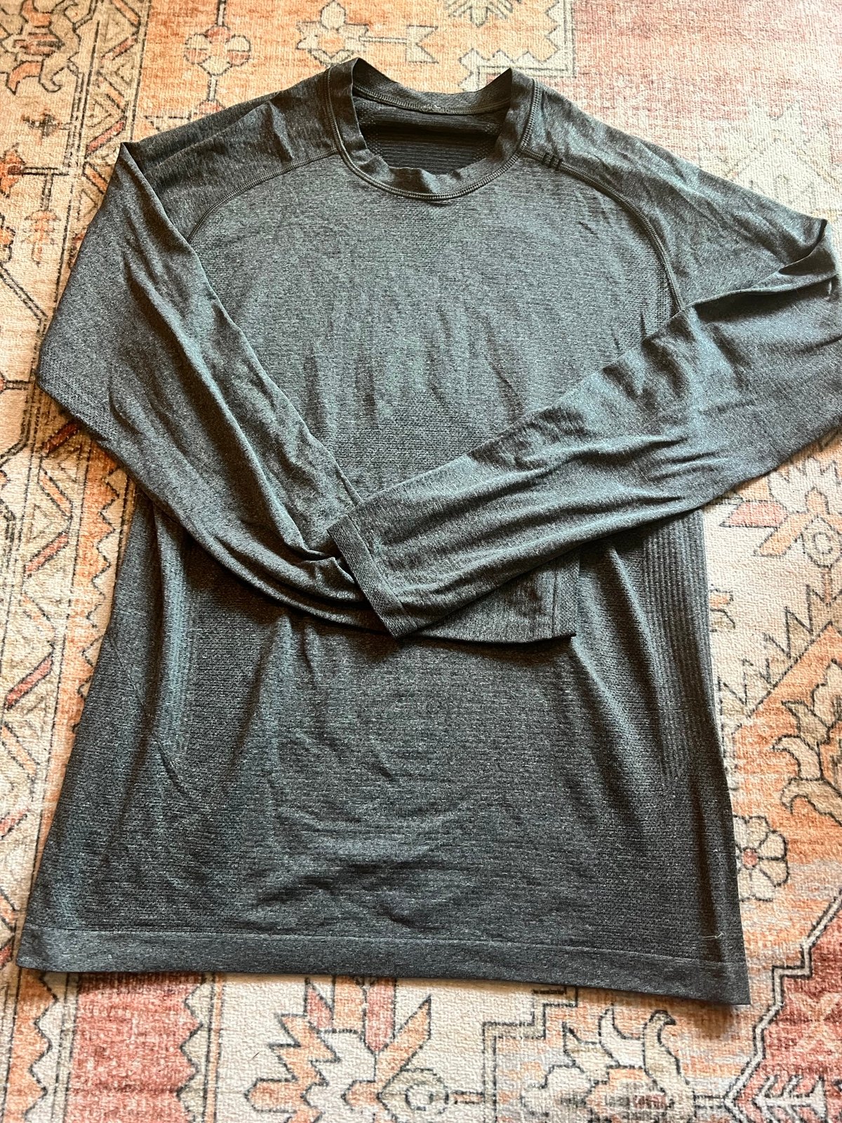 Lululemon Long Sleeve Swiftly Tech