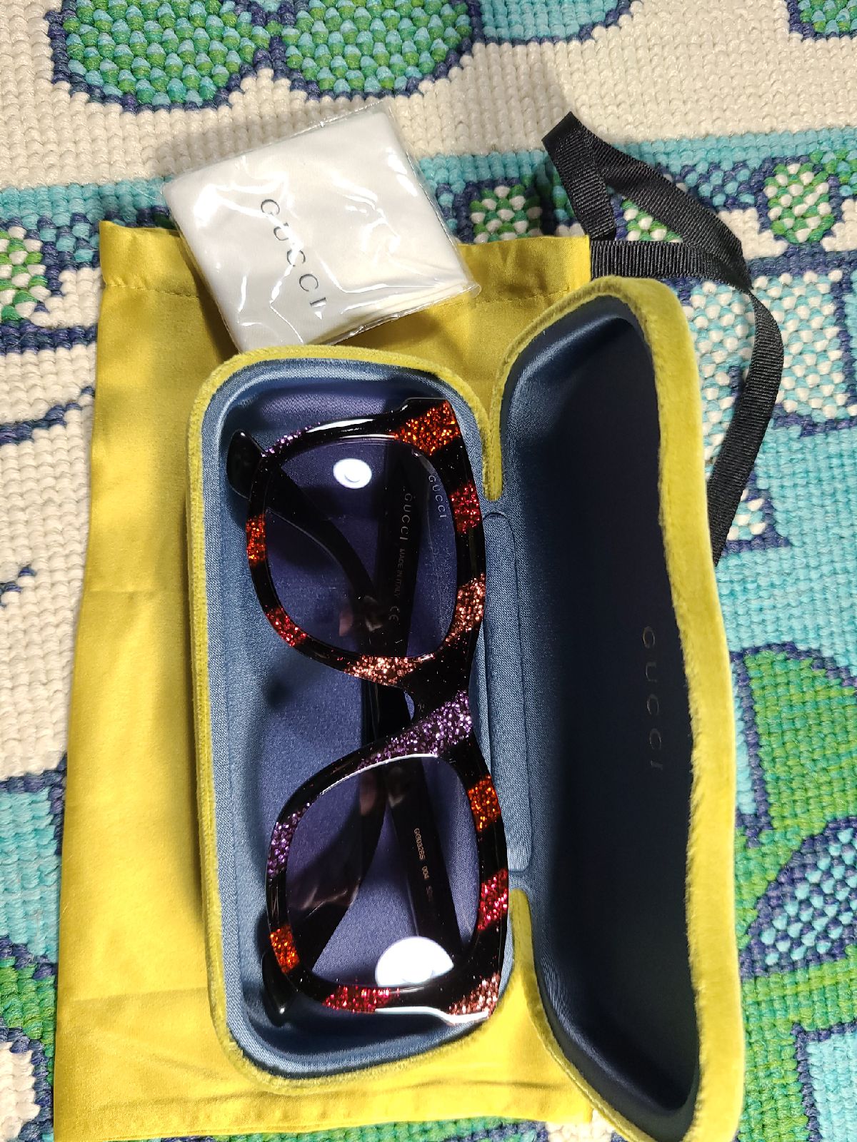 Gucci sunglasses