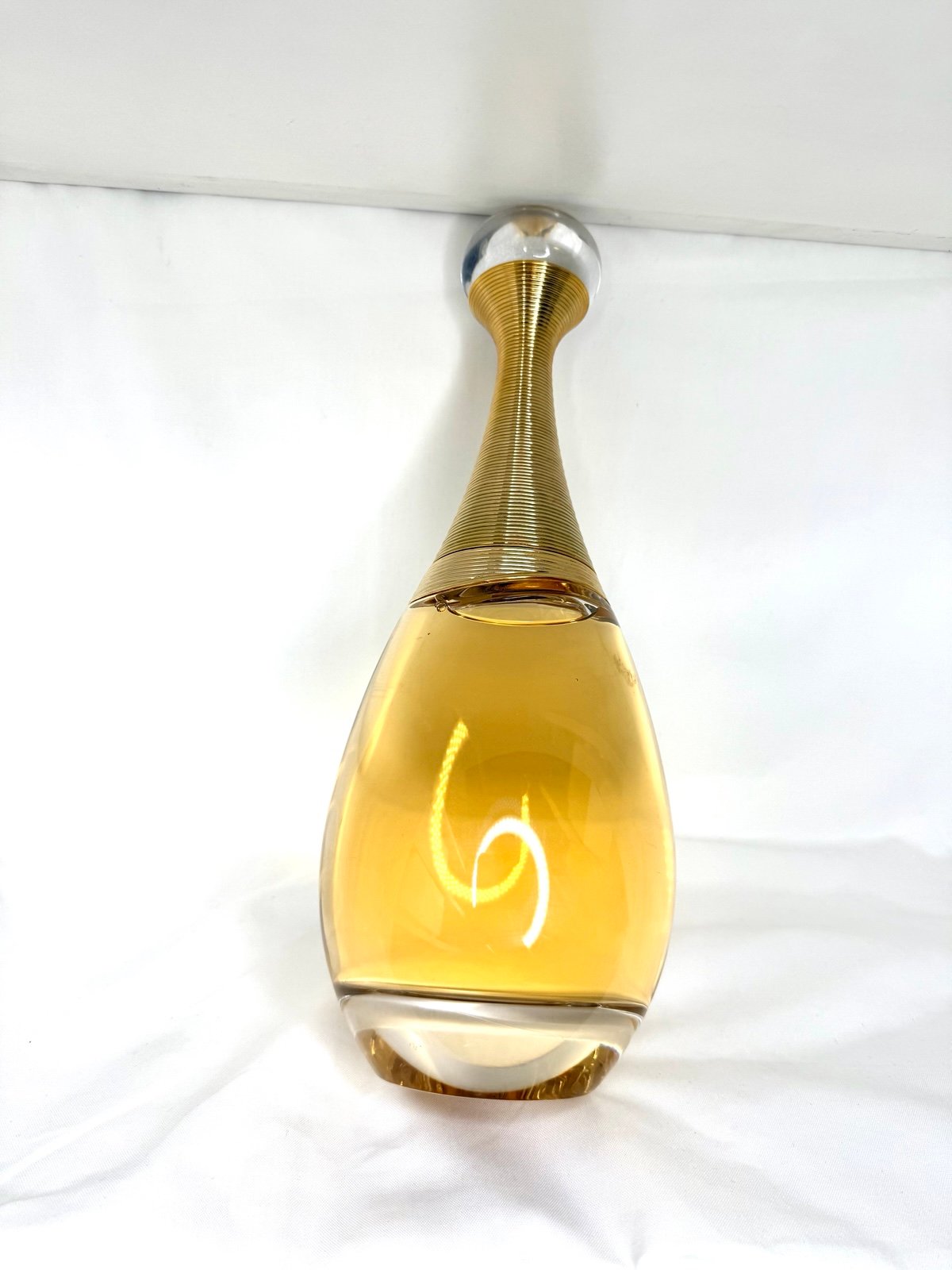 Giant Jadore Factise Bottle Display