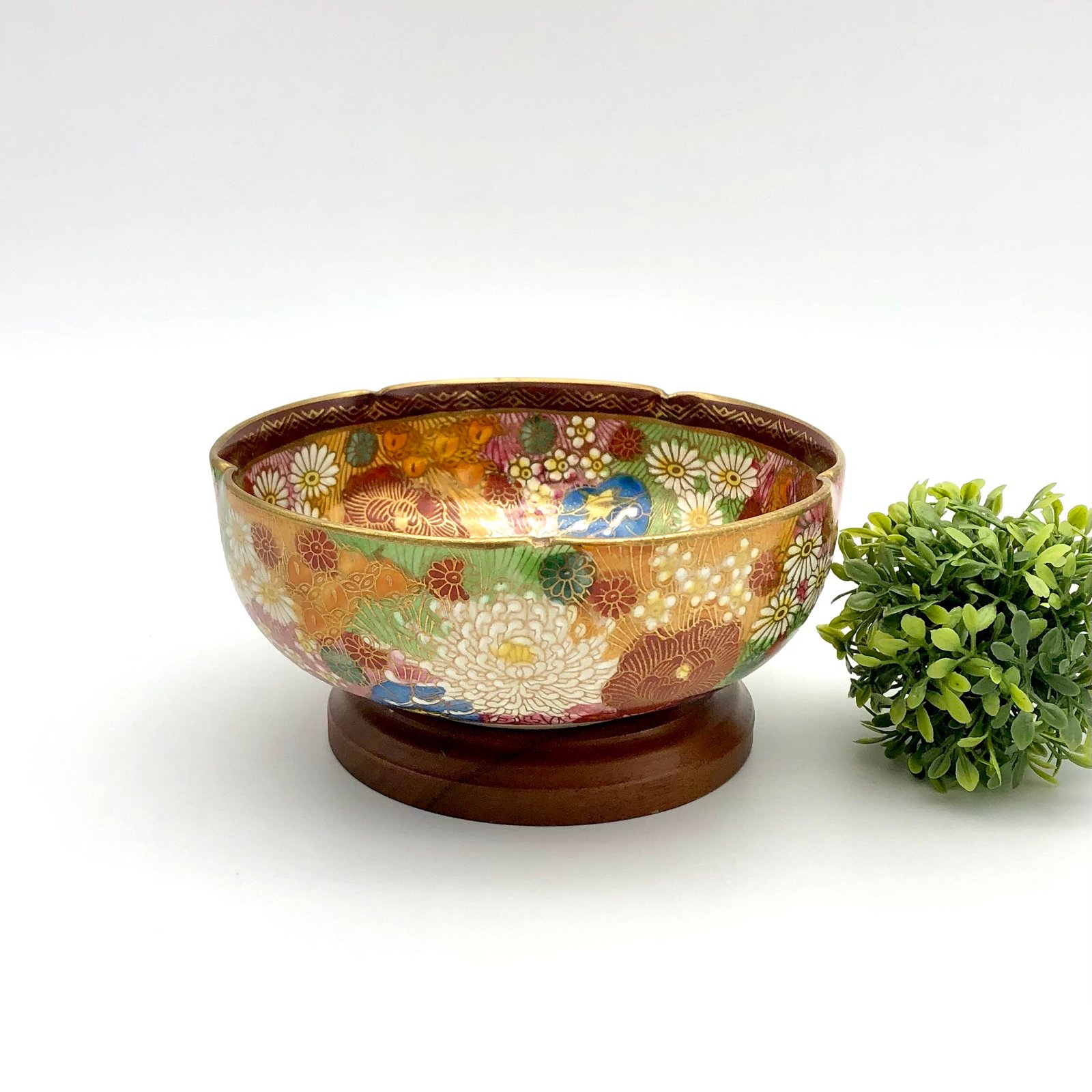 Japanese Satsuma Millefiori Lobed Bowl Thousand Flowers Marked Floral Gold Gilt