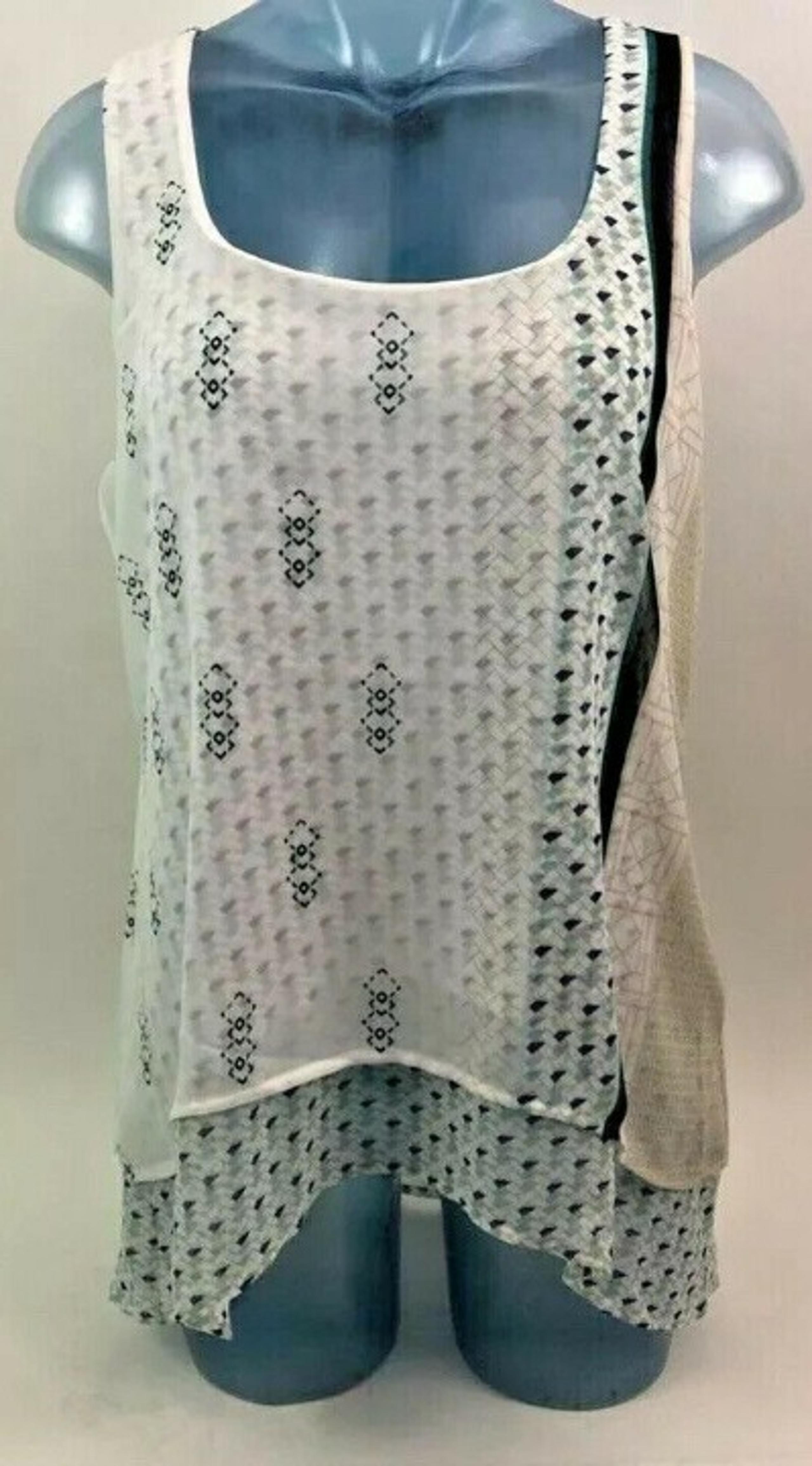 White House Black Market Tank Top MEDIUM