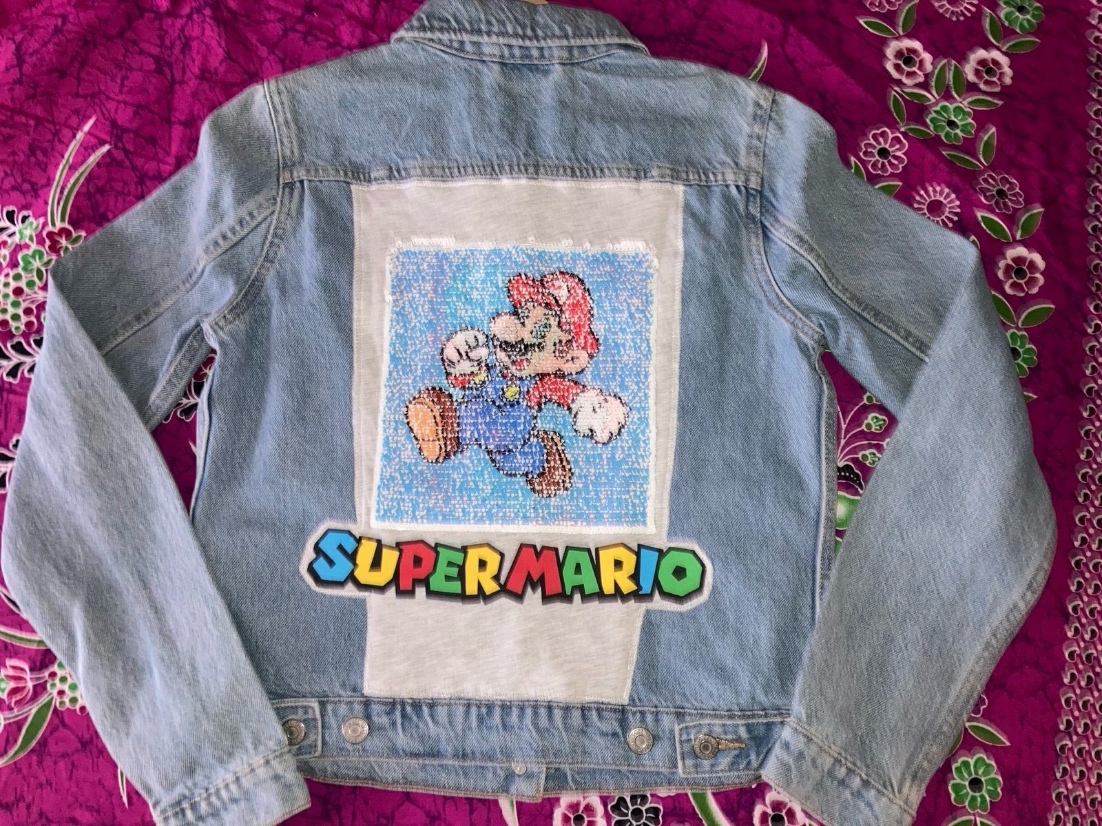NEW WITH TAGS Womens S Levi’s Denim Jacket with Super Mario changes to Luigi