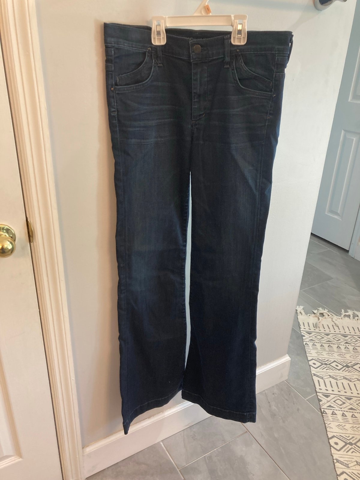 Citizens of humanity dark wash flare jeans size 30