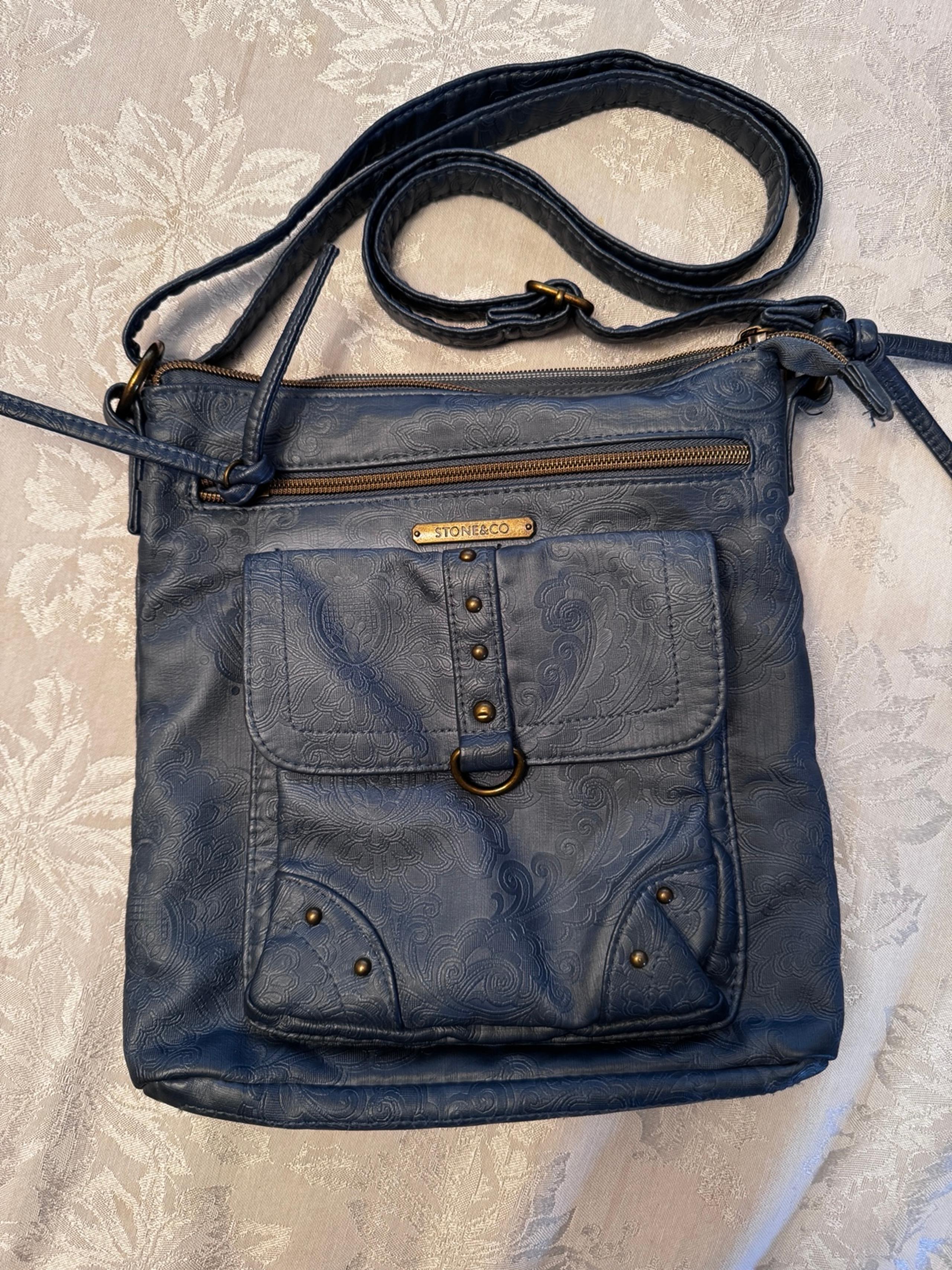 Stone Mountain Smoky Mountain Blue Vegan Leather Crossbody Bag – Soft & Stylish