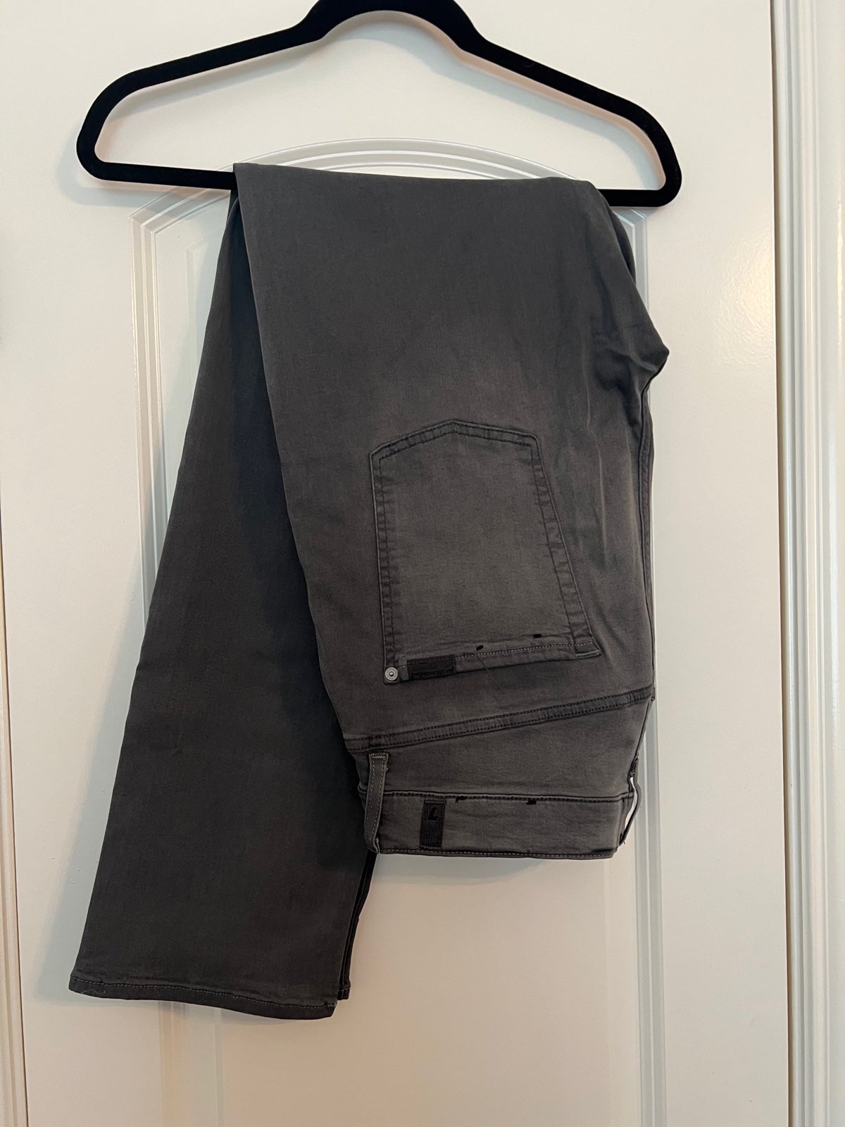 7 For All Mankind Luxe Sport Slimmy pant