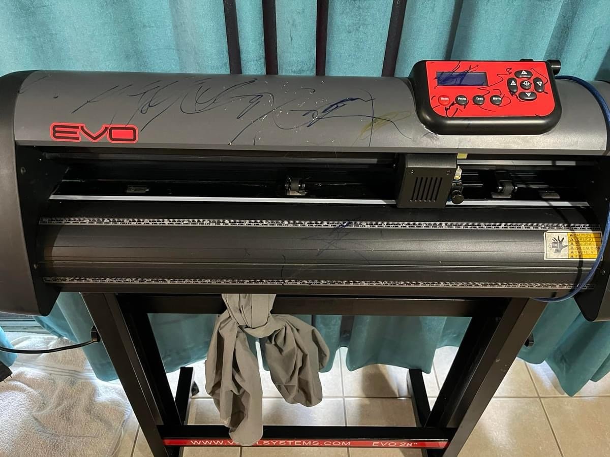 Vinyl cutter