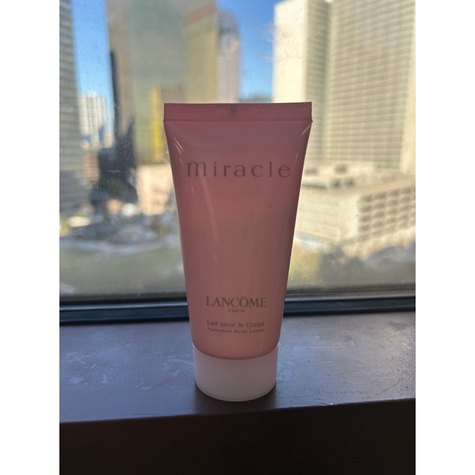 Miracle Lancôme perfumed body lotion