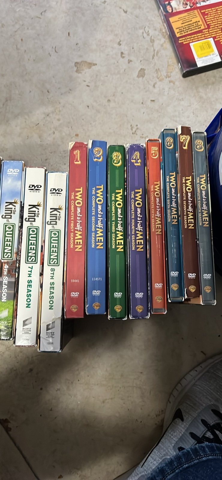 DVD season lot. King of queens,two and half me, sons of anarchy