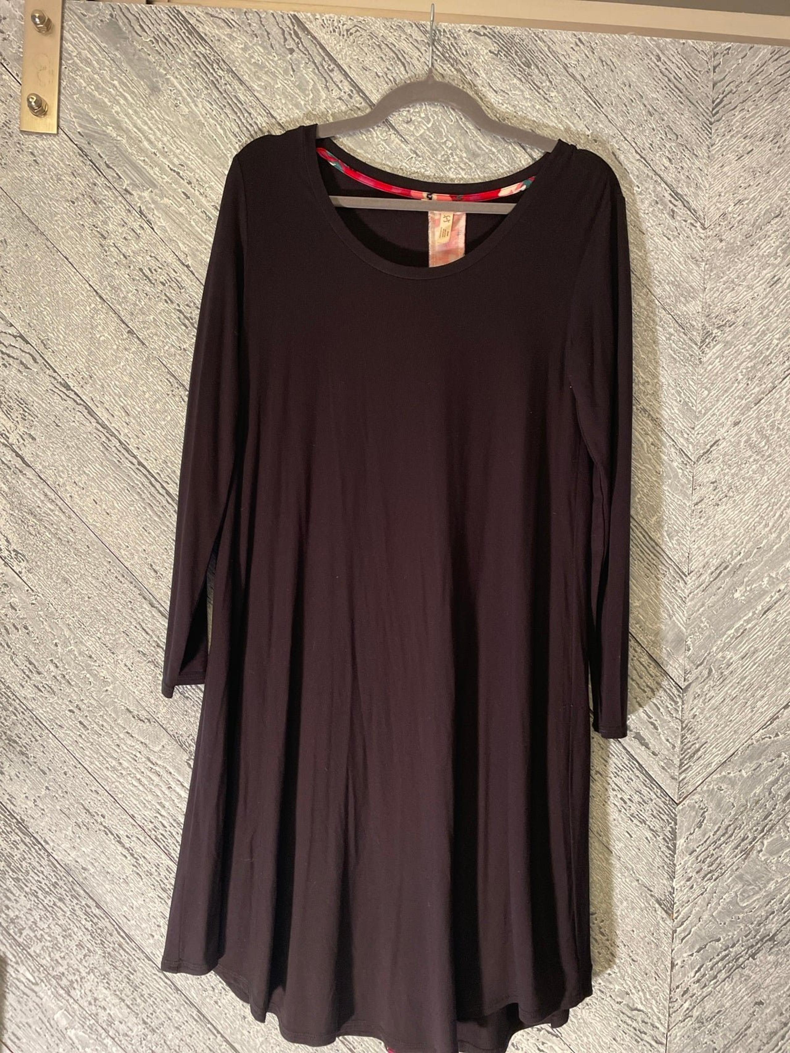 Matilda Janes womens midi black dress size small
