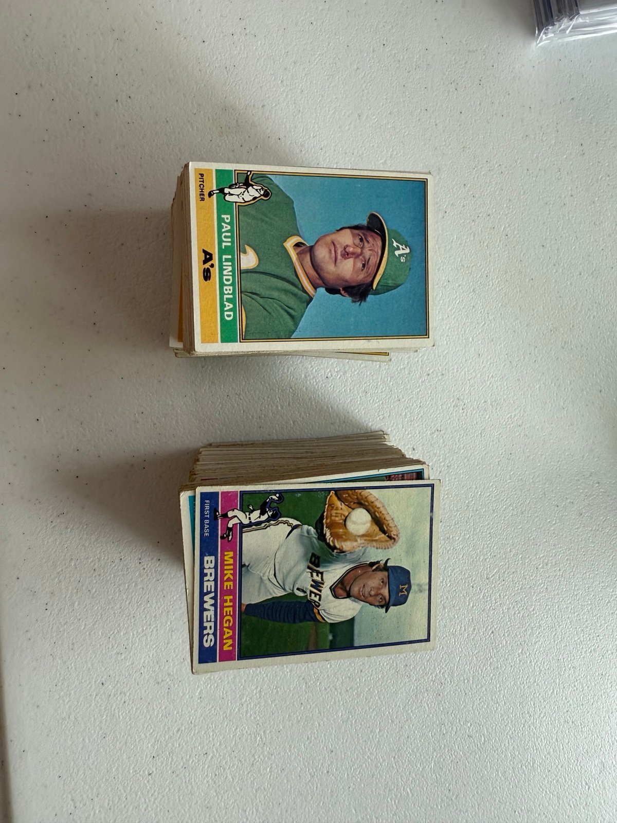 1976 Topps Baseball 327 Card Starter Set No Doubles