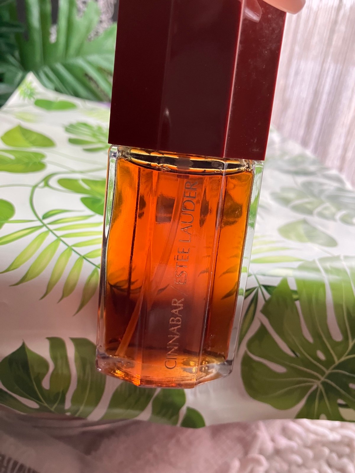 Vintage rare Estée Lauder cinnabar perfume 1.7 Fl Oz
