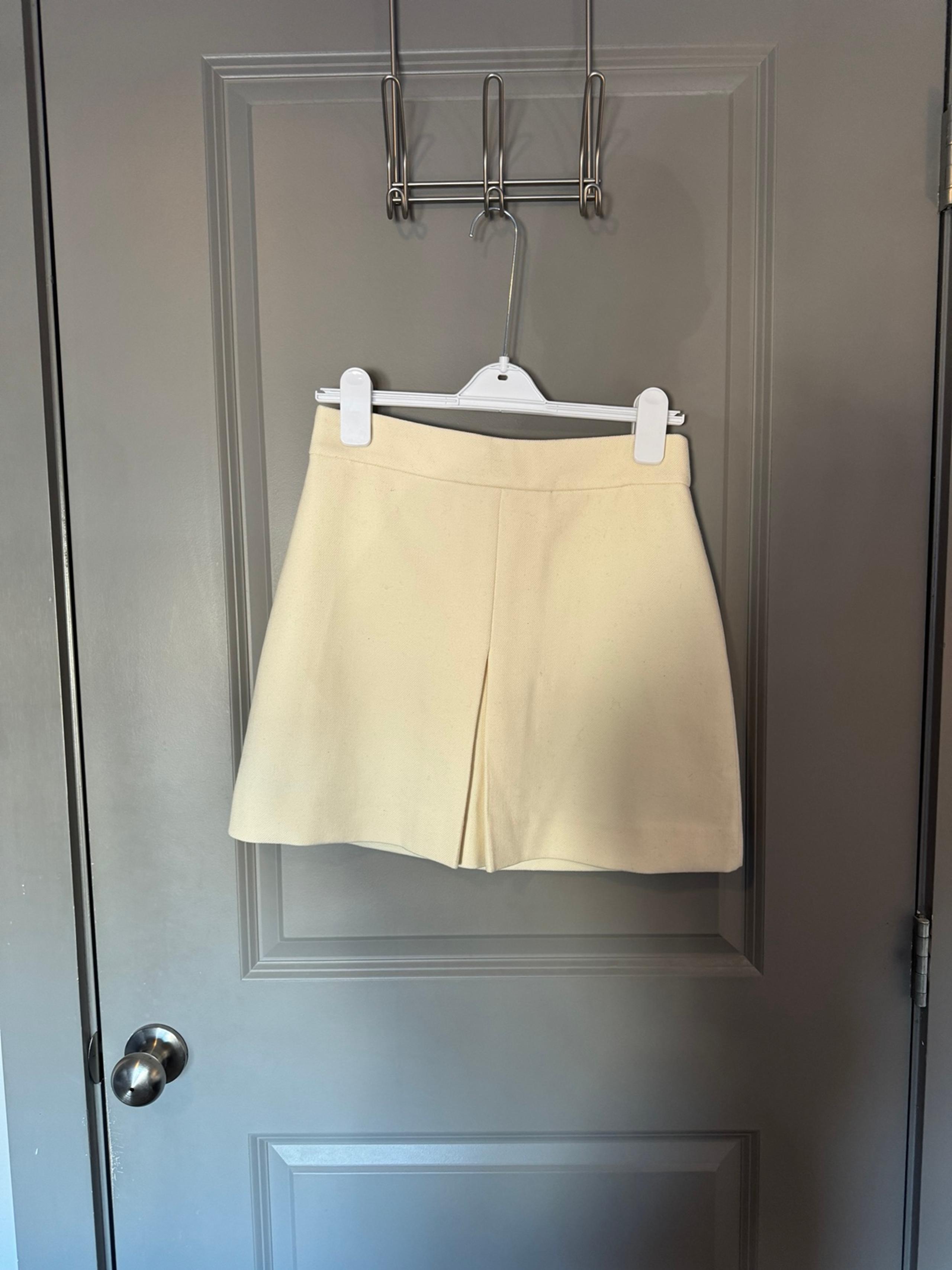 J.Crew Cream Mini Skirt - Size 4