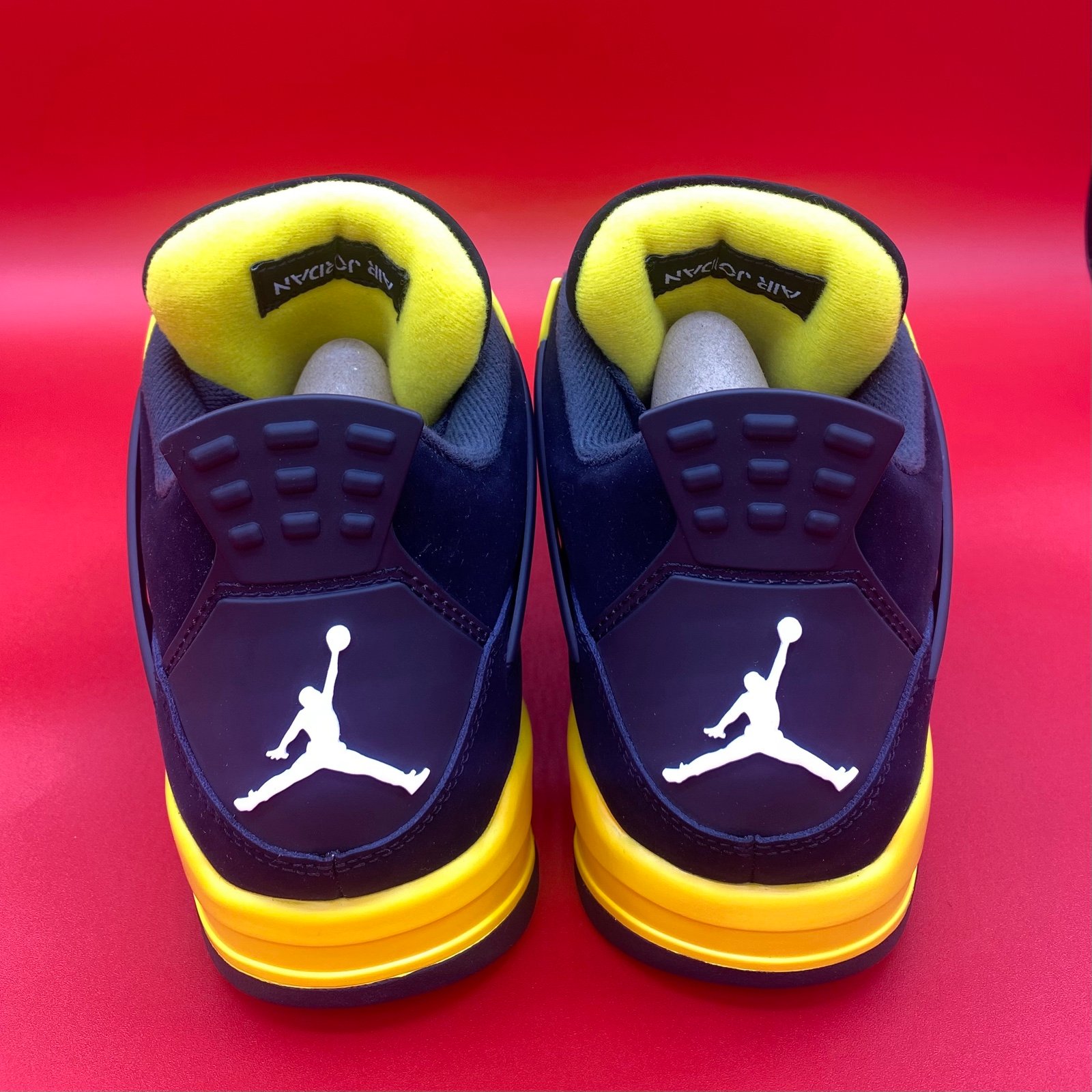 Air Jordan 4 Retro 'Thunder'