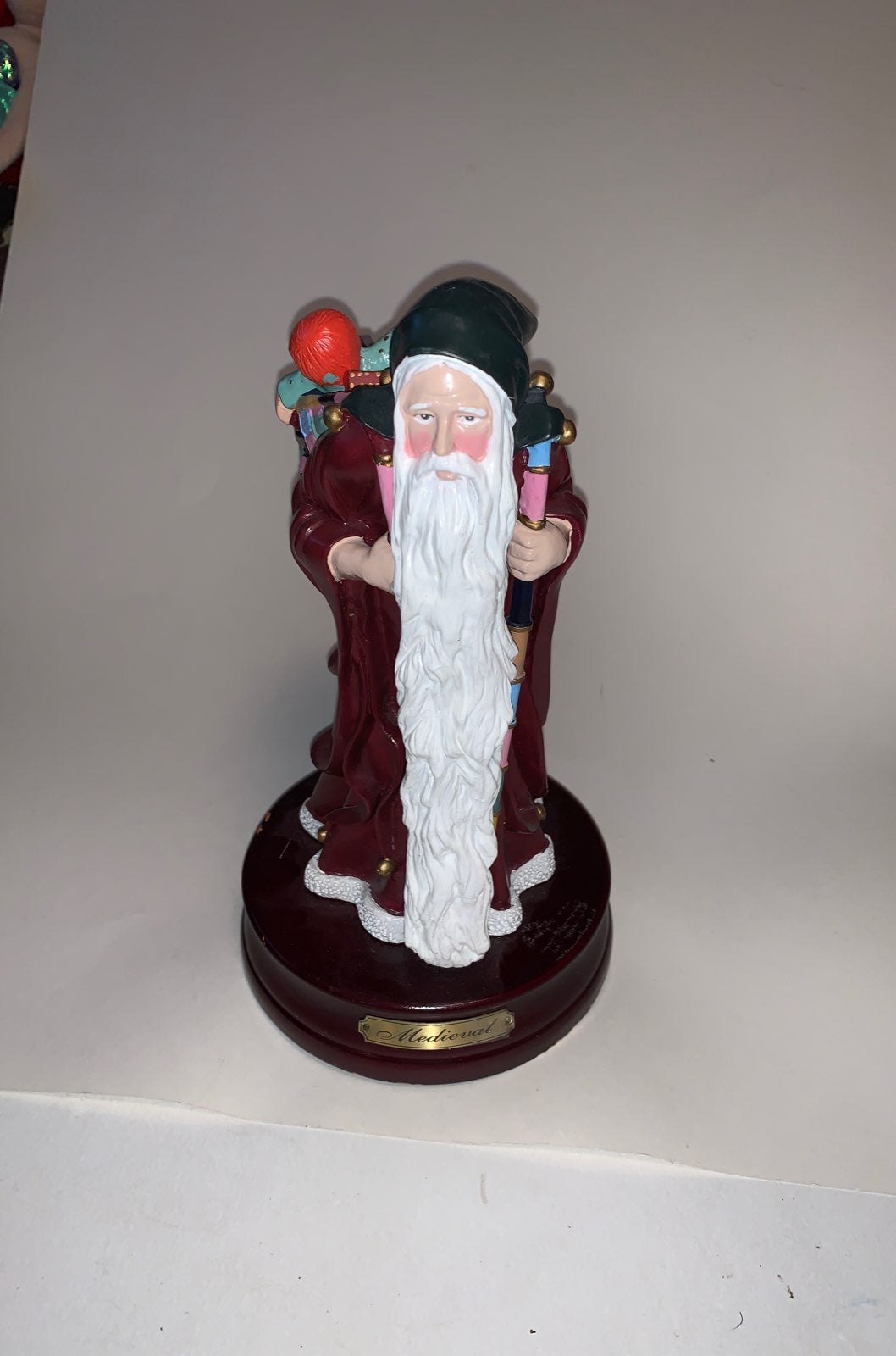 Duncan Royale Medieval Santa Claus