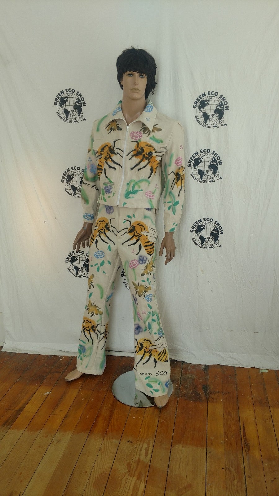 Mens Suit Pollinator bees garden L Hermans Eco