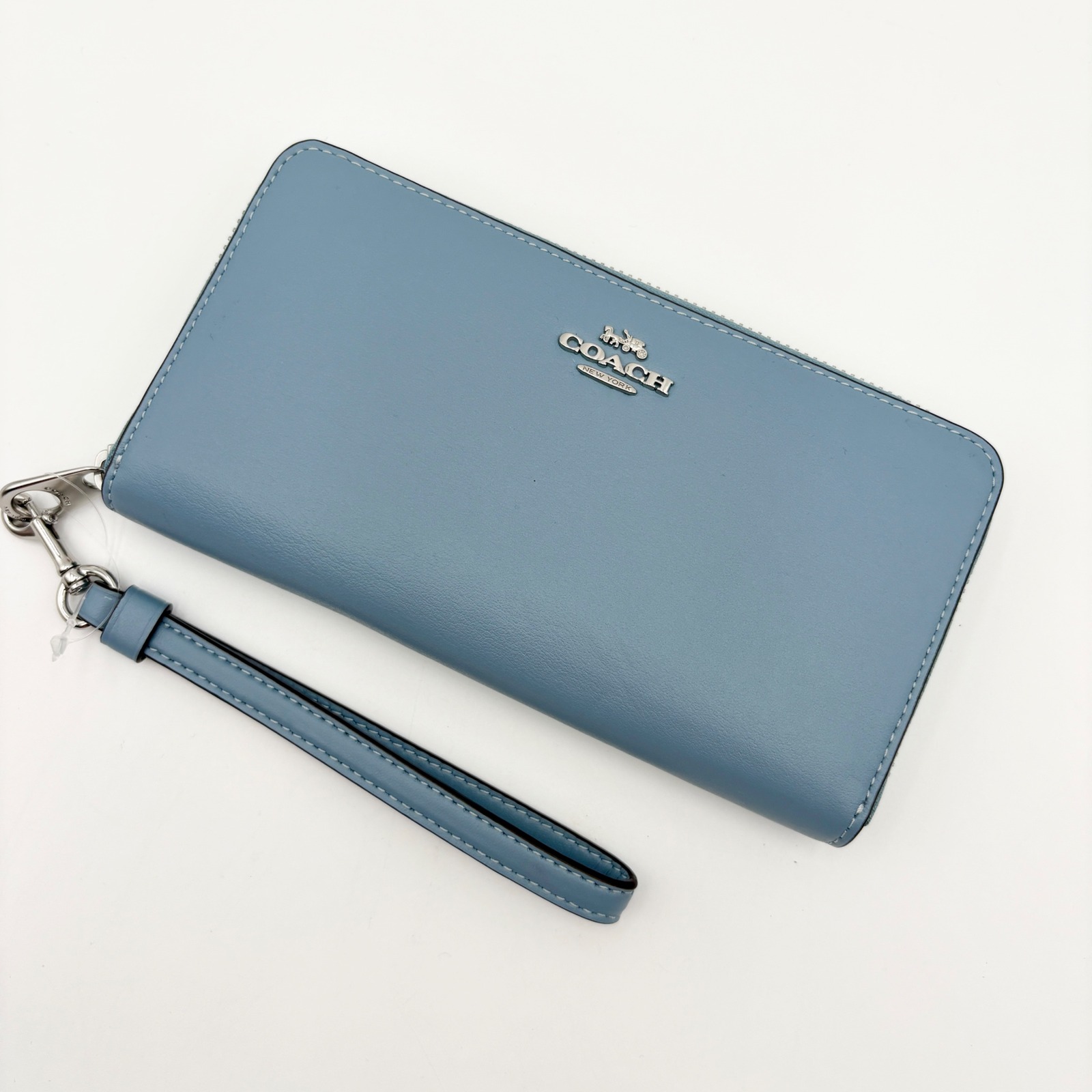 COACH Wristlet BlueWallet Zip Around Leather Designer Purse Clutch