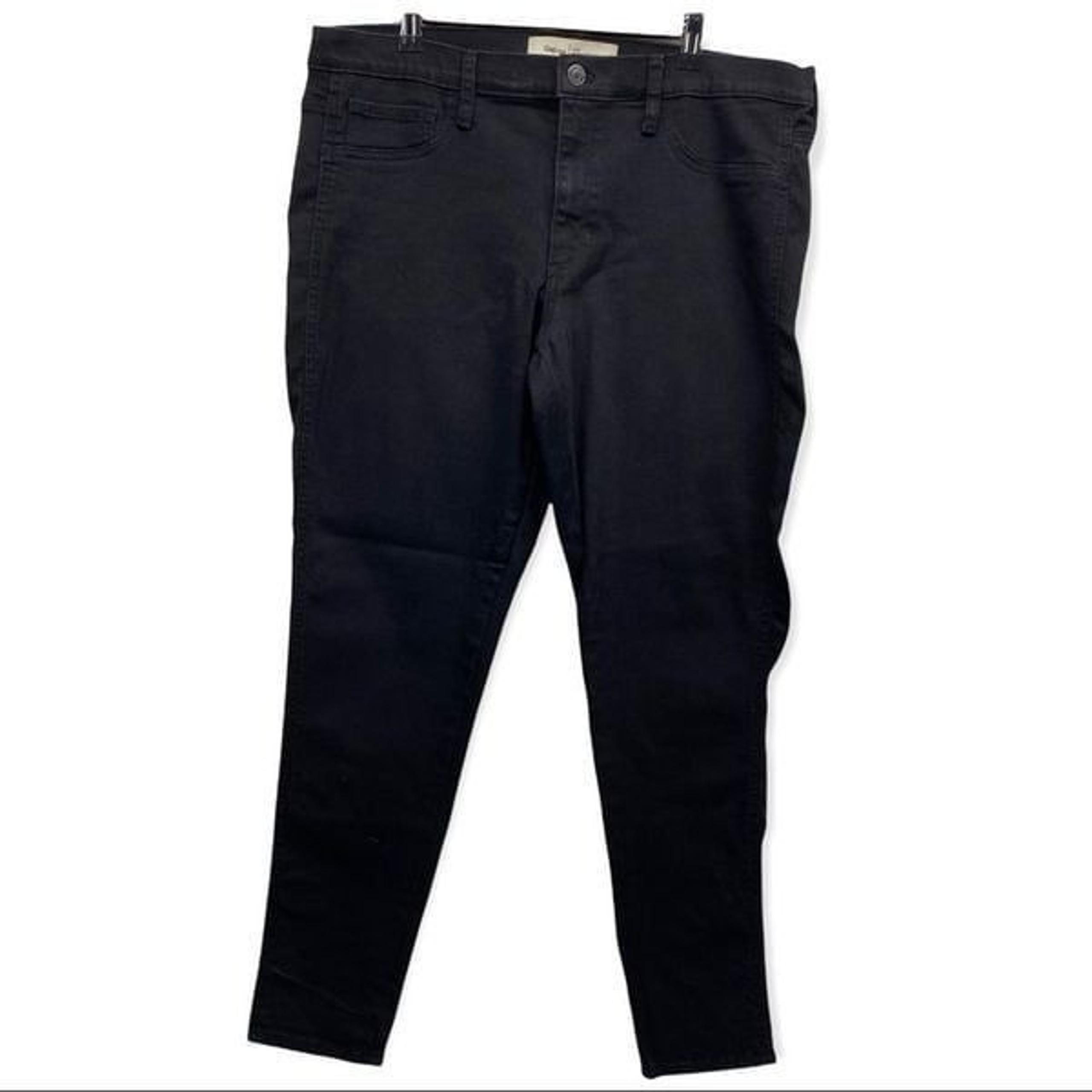 Gap Women's Stretch Black Denim Legging size 33R