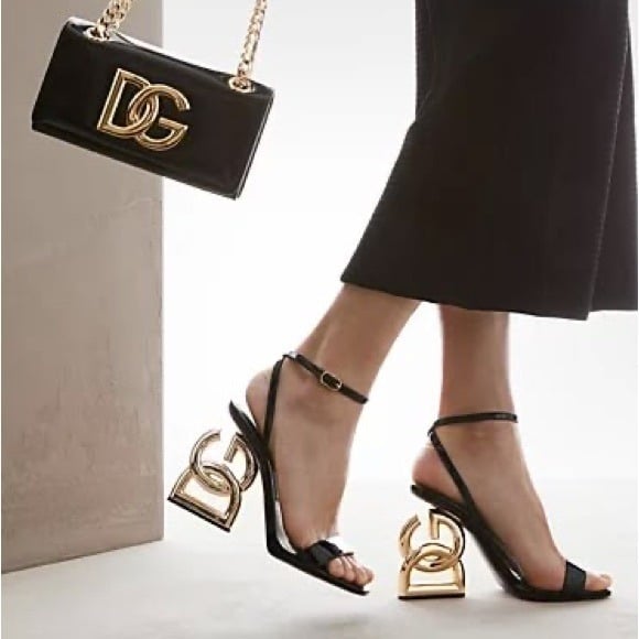DOLCE & GABBANA Keira embellished patent-leather sandals 1,195