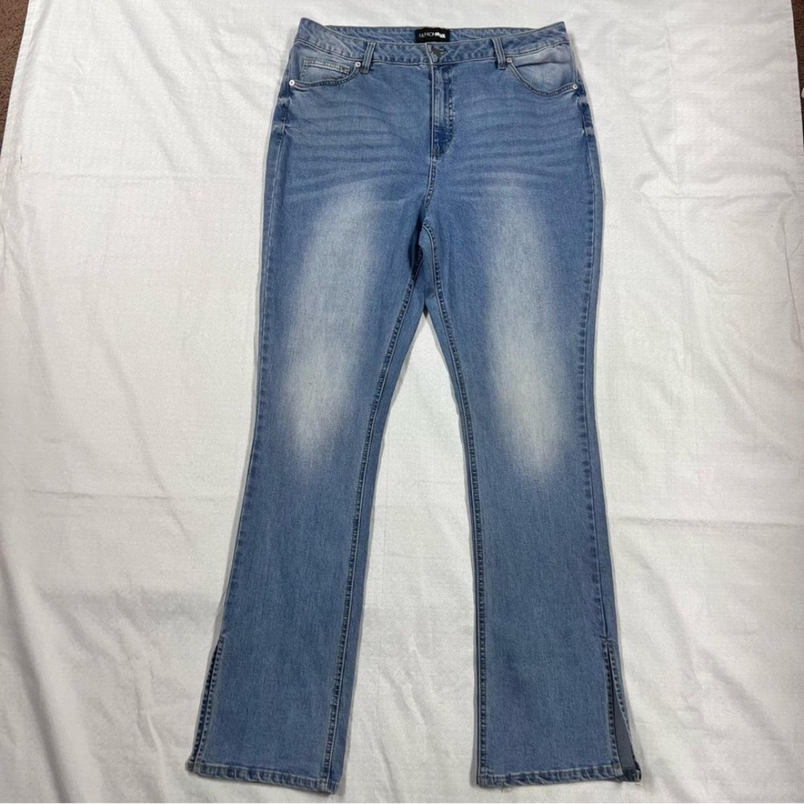 Fashion Nova Ladies Wide Leg Jeans size 14