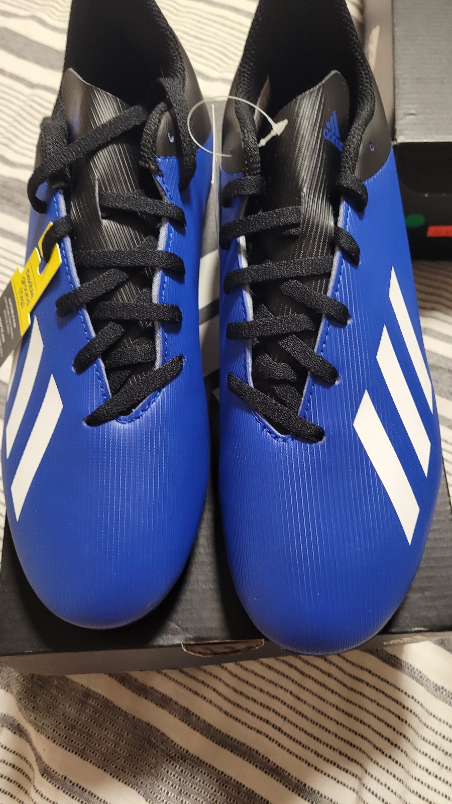 NWT Adidas Soccer Cleats EF1615, Adidas Kids Boys Soccer.