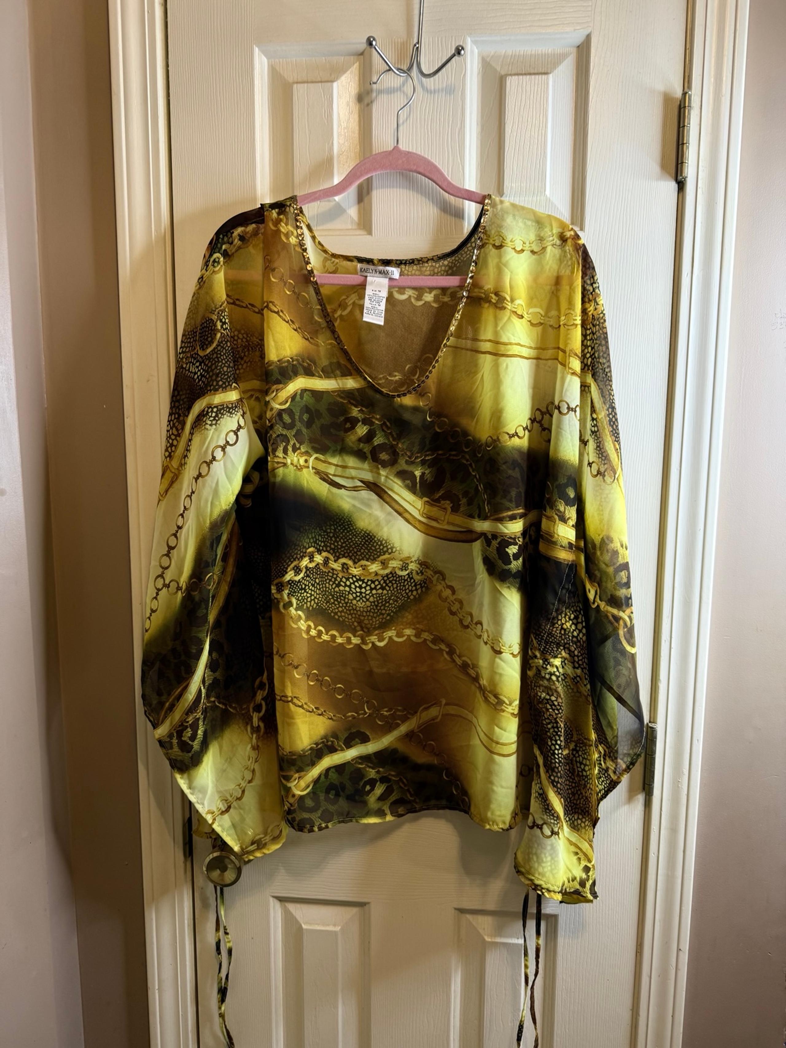 BLOUSE