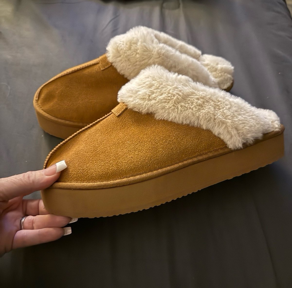 Slippers/shoes JOYSPUN size 11