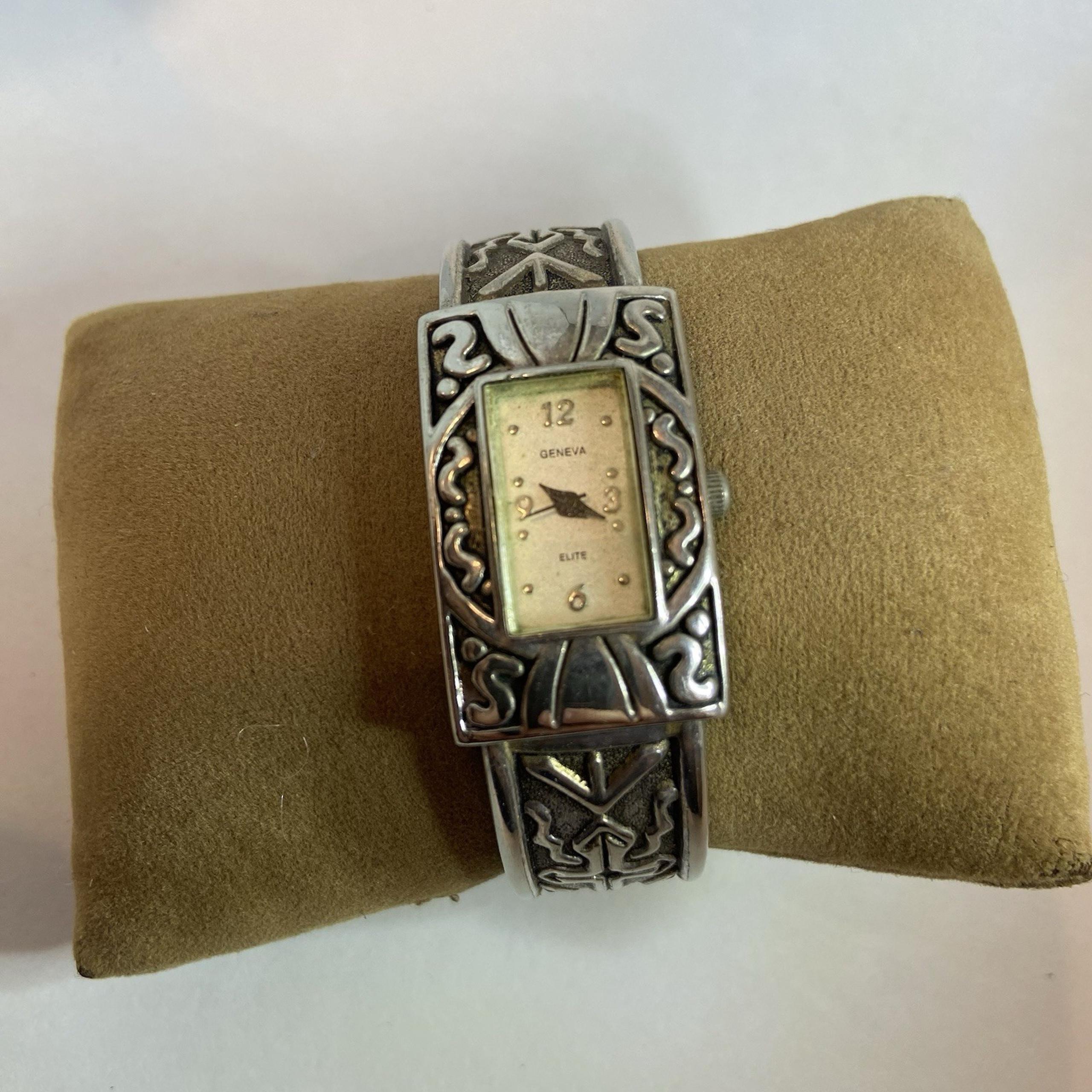Geneva Women's Watch 18mm Silver Finish Cross Bangle Cuff – New Battery