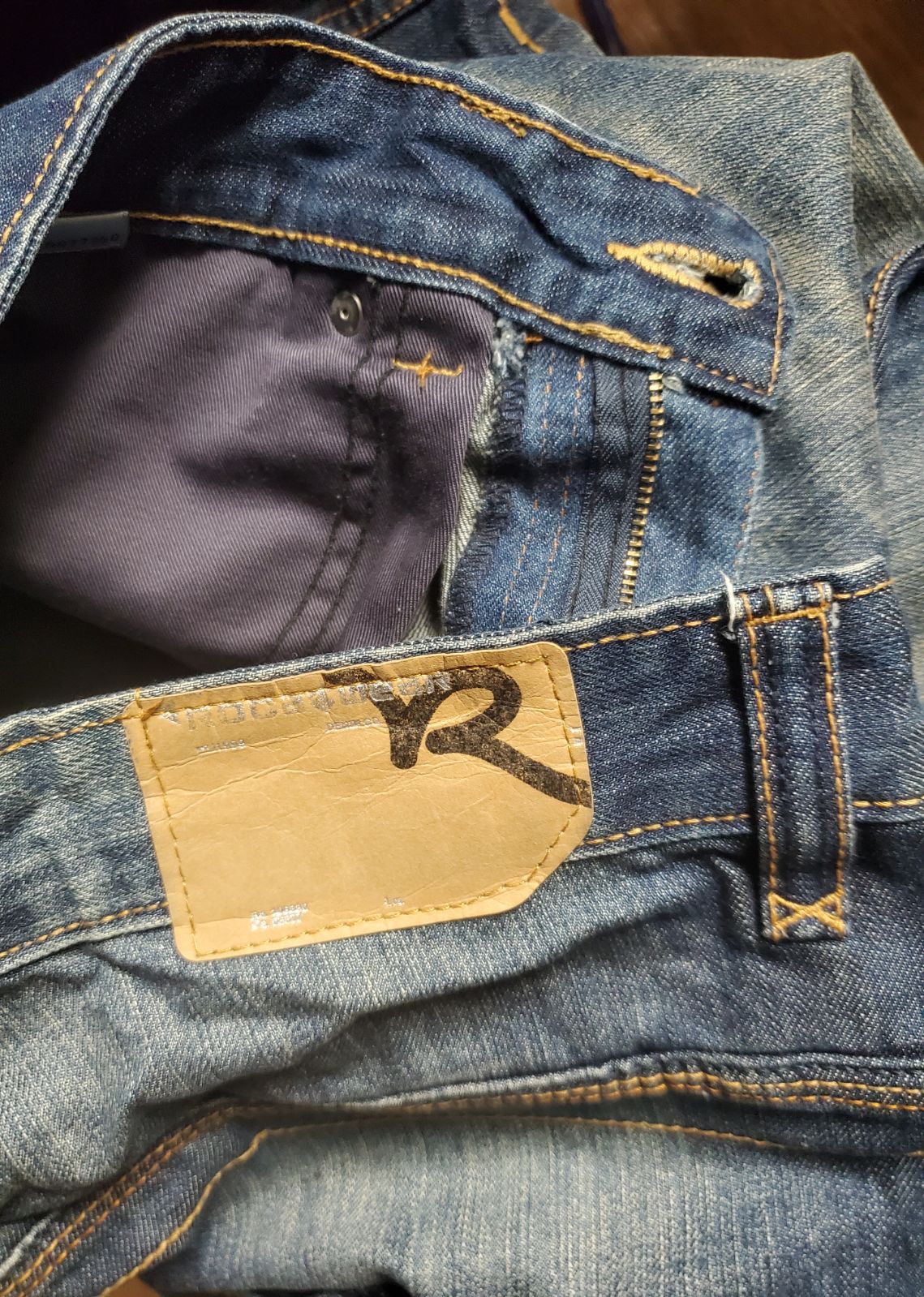 Vintage ROCAWEAR jeans stitched pockets