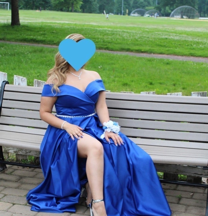 Royal Blue Off-the-shoulder PROM DRESS