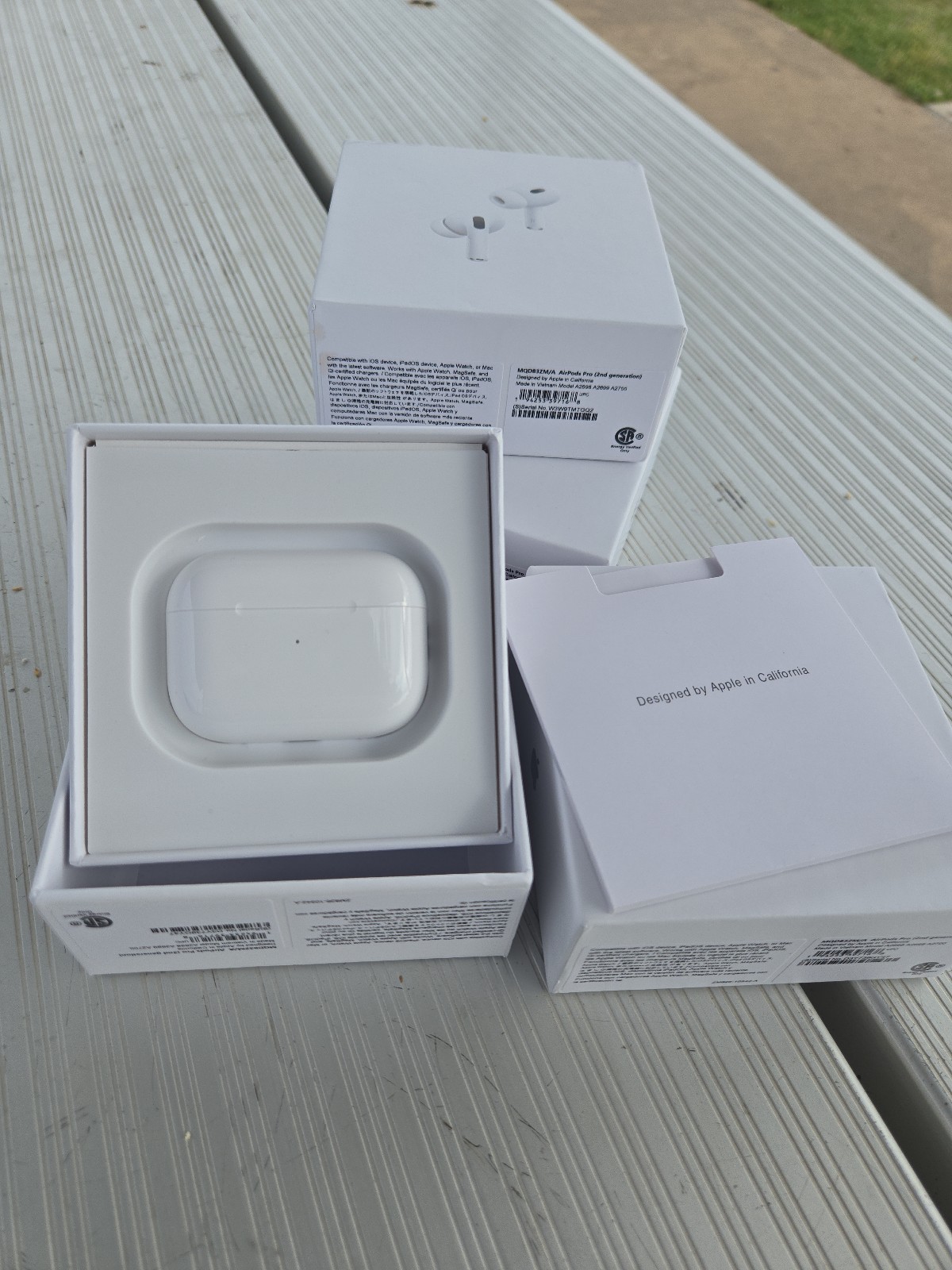 AirPods