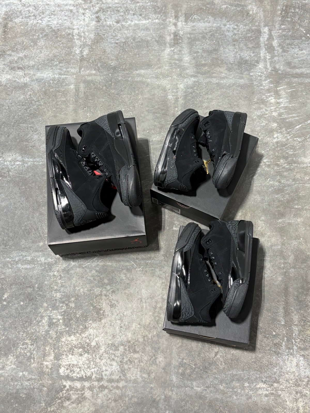 Jordan 3 Retro Black Cats (2025)