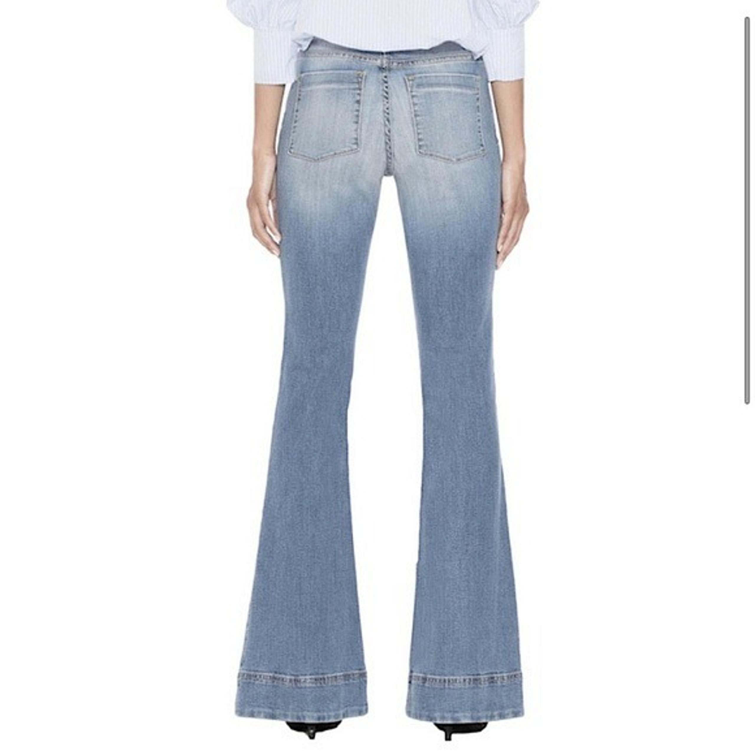 Alice + Olivia Blue Vintage Wash Kayleigh High Waist Bell Bottom Flare Jeans