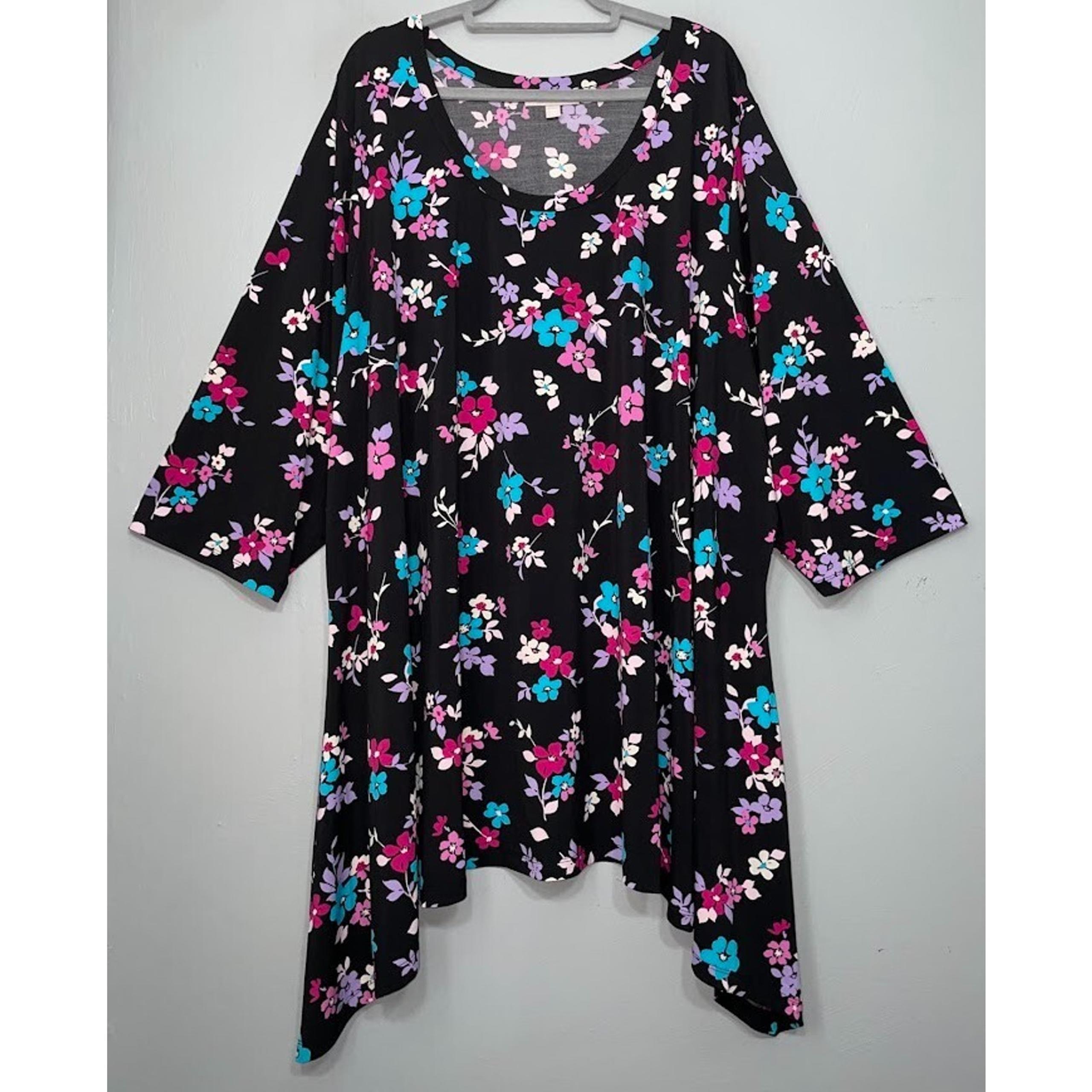 Woman Within Plus Size 5X Black Floral Slinky Stretch Knit Shark Bite Tunic Top