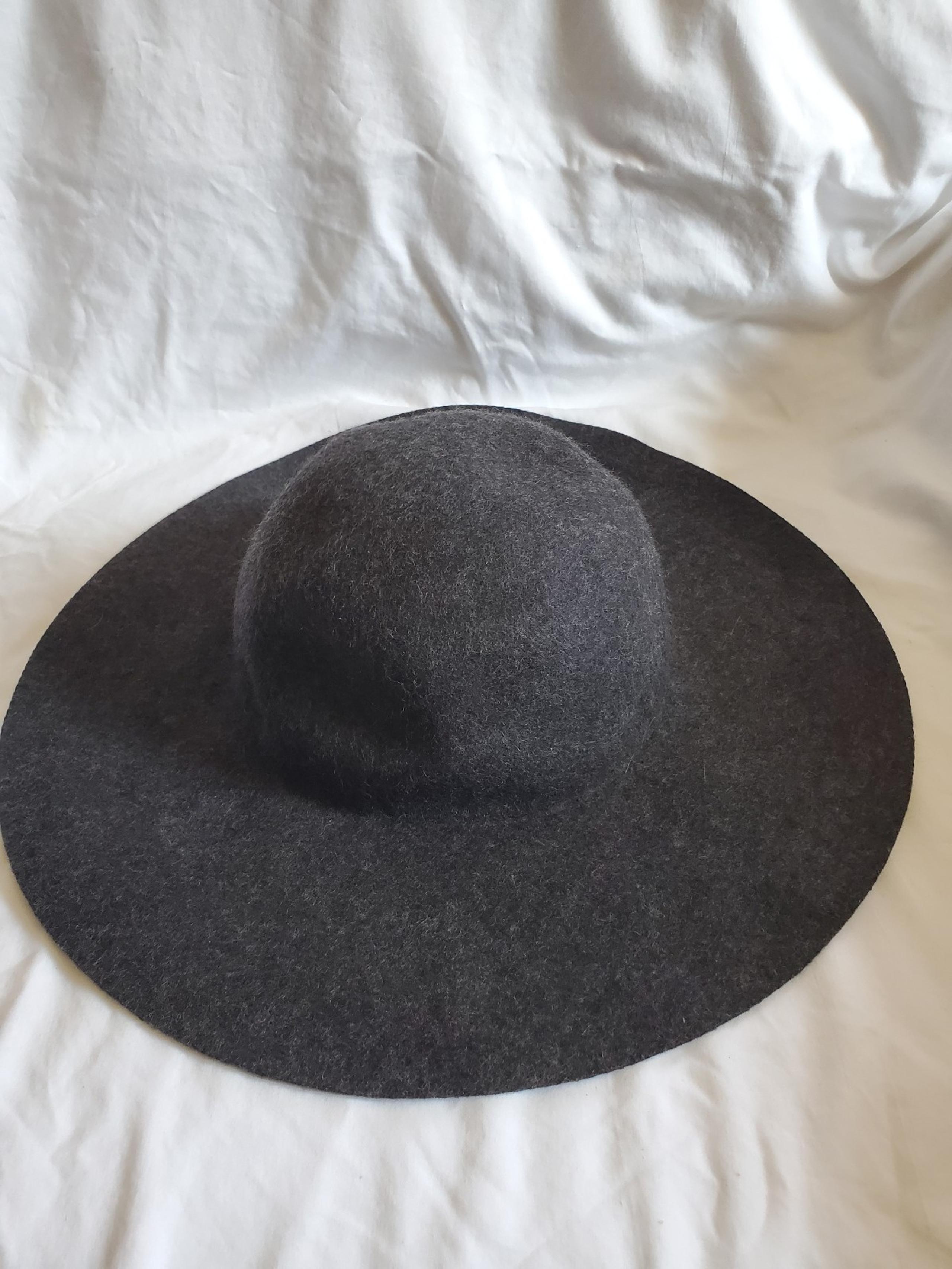 Scala Collection 100% wool hat women's.
